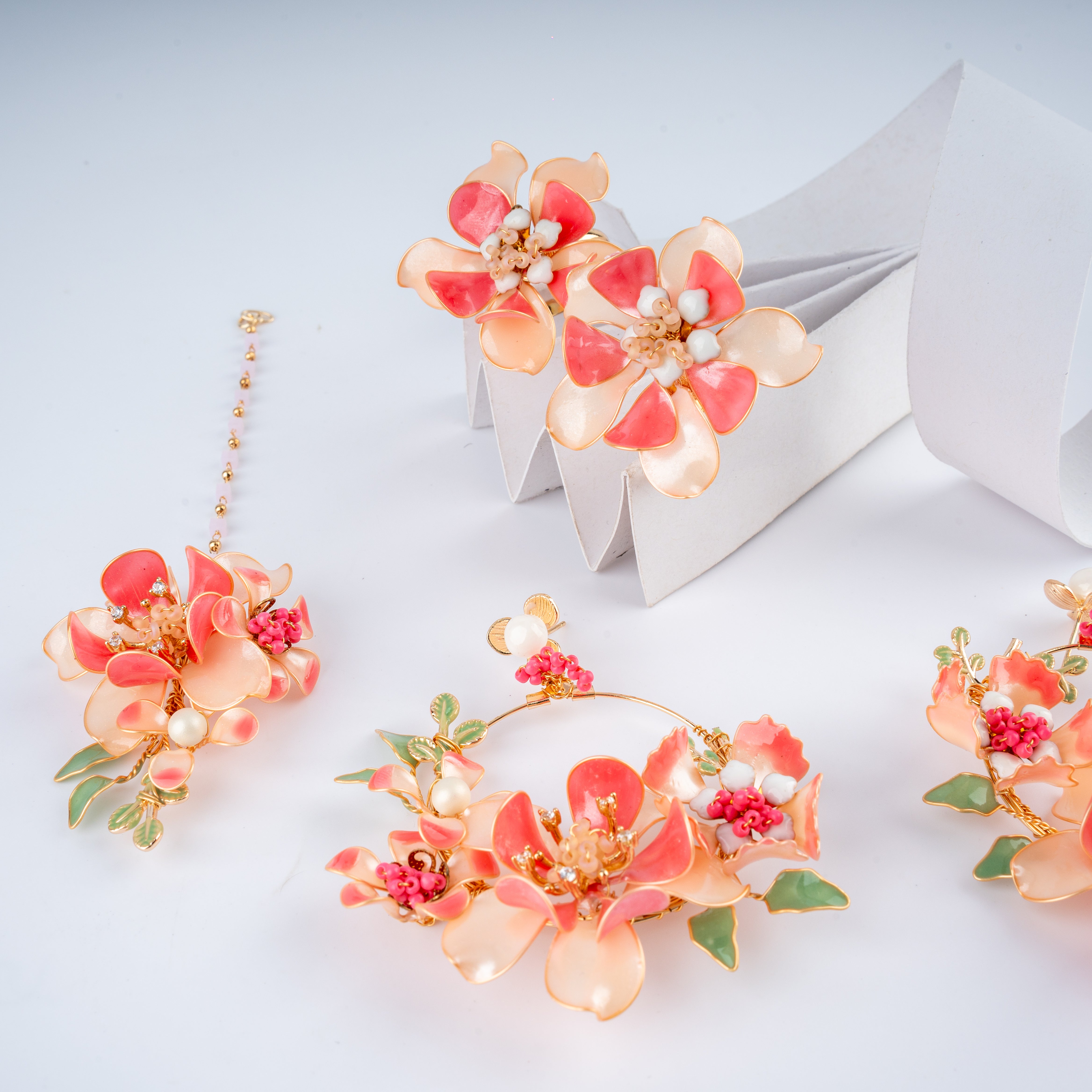 The Coral Bloom Floral Resin Art Jewelry Set