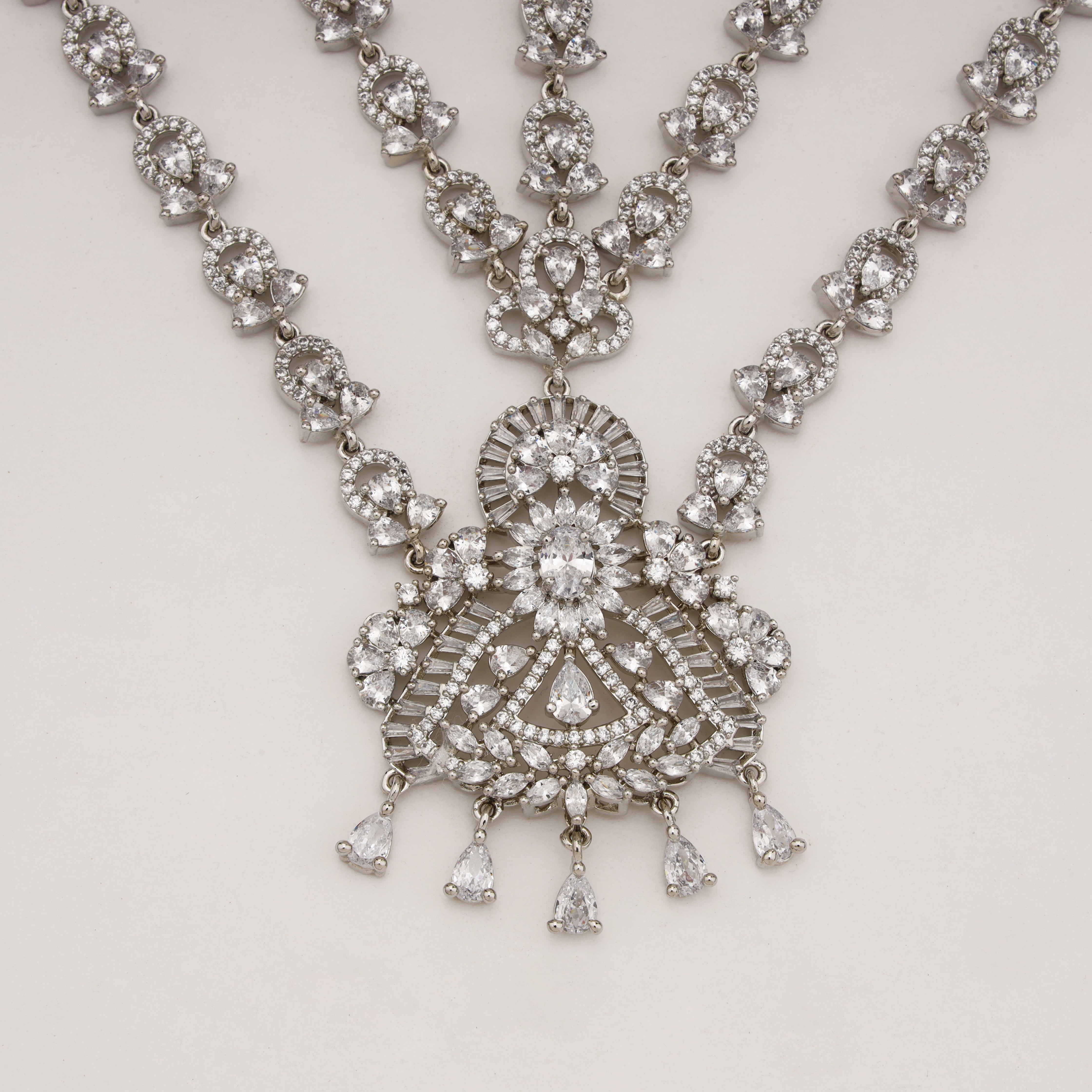 Imperial Diamond Bridal Triple Chain Mathapatti for Women