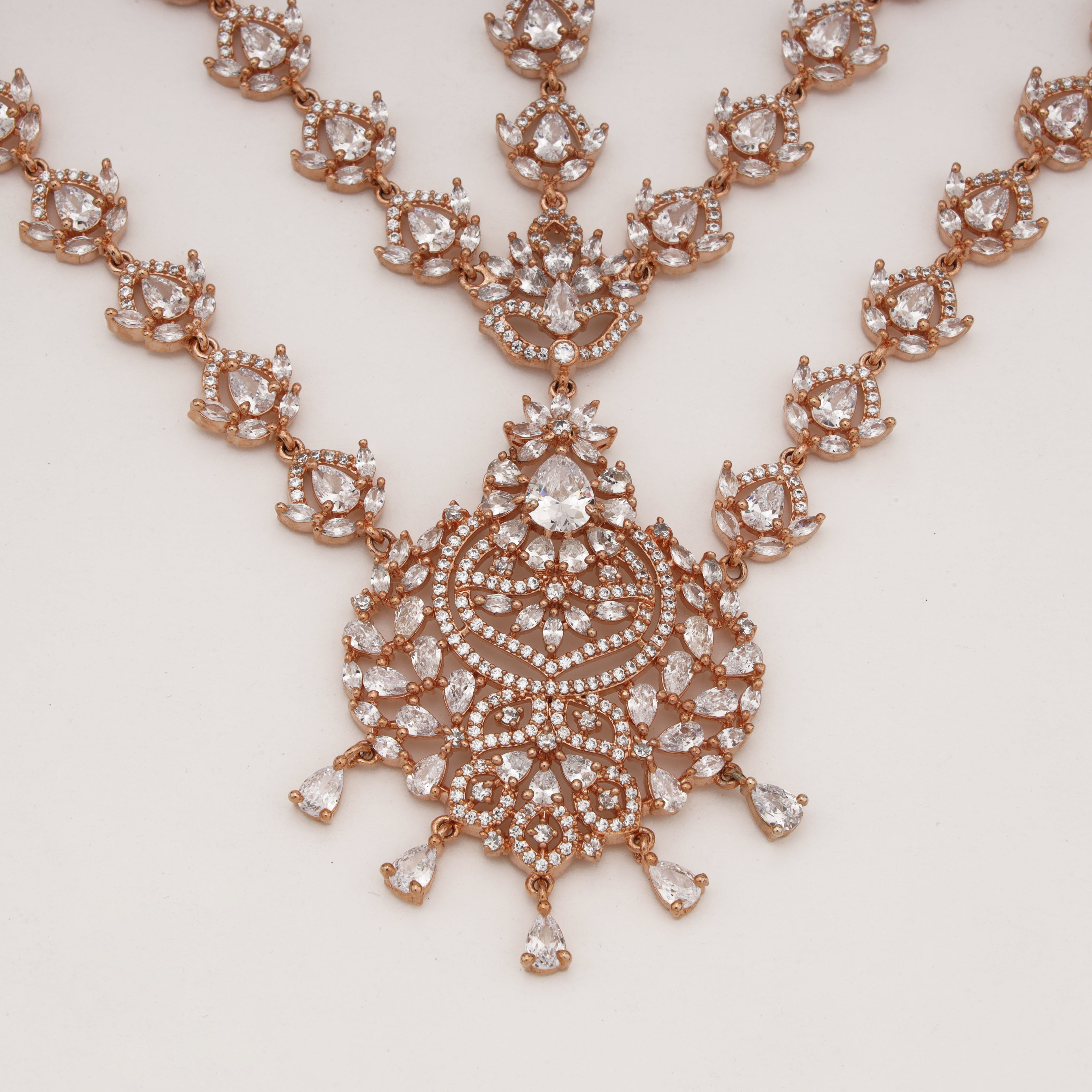 Royal Rose Gold Diamond Triple Chain Mathapatti