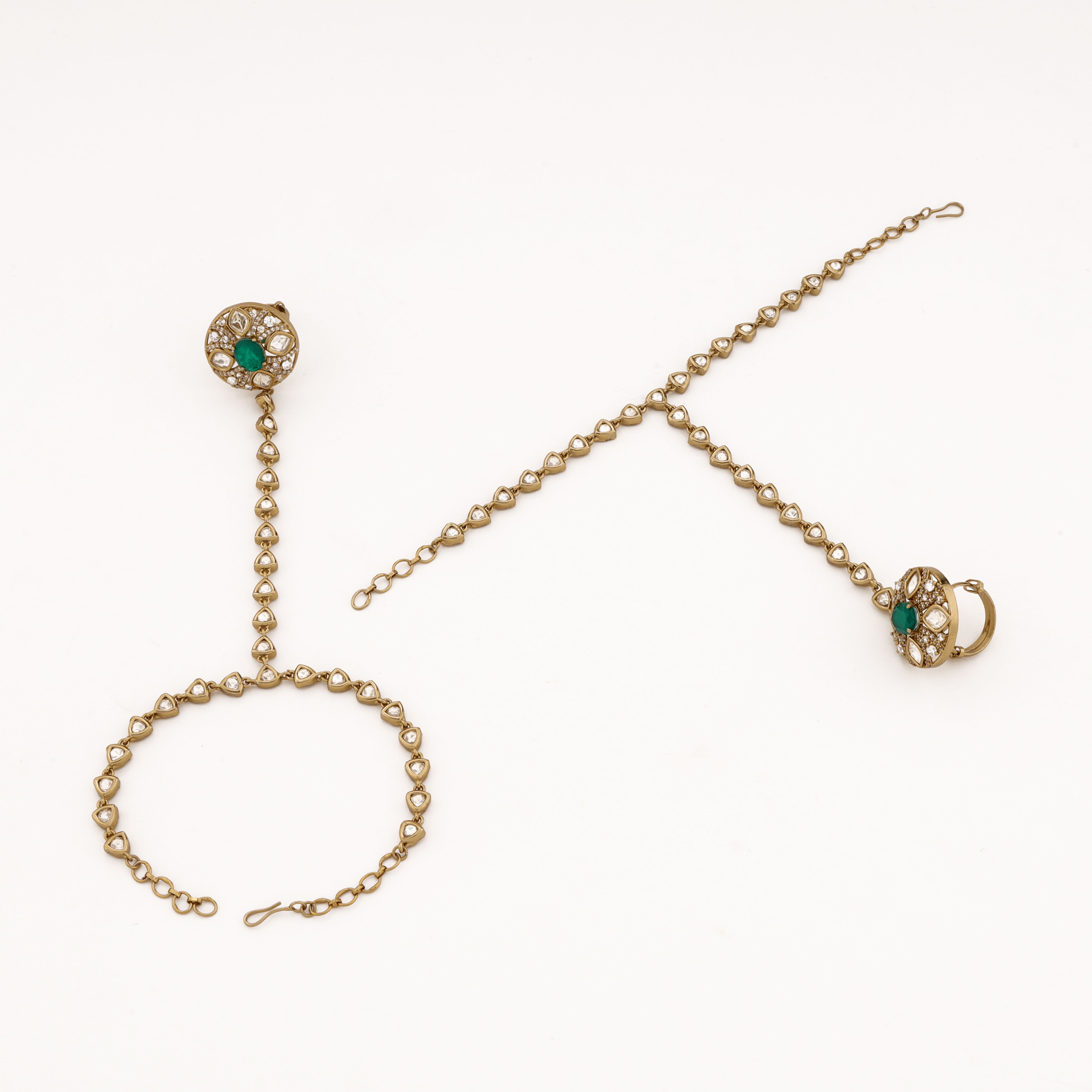 Emerald Green Halo Kundan Link Hathphool