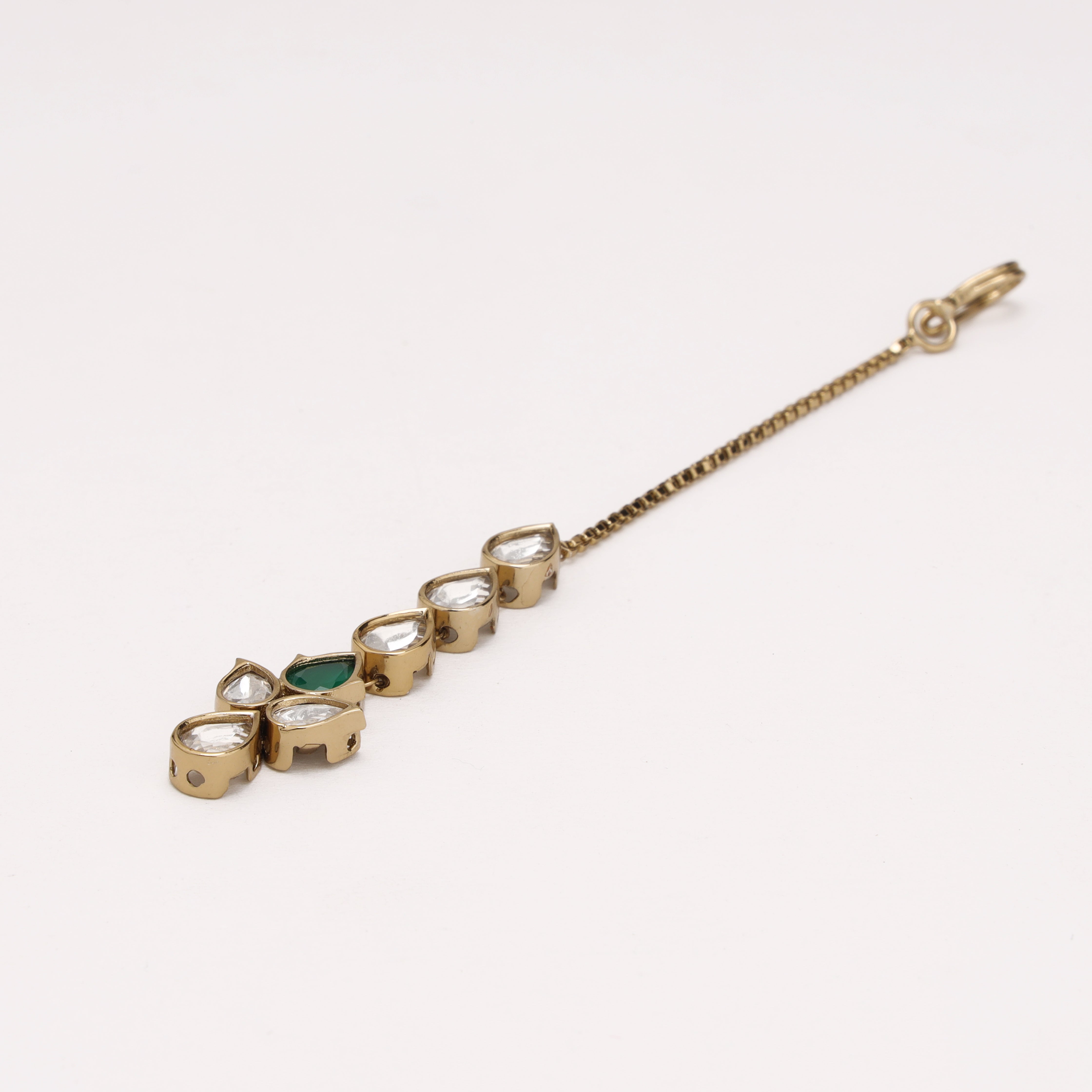 Gold Finish Emerald Green Kundan Linear Sleek Maang Tikka