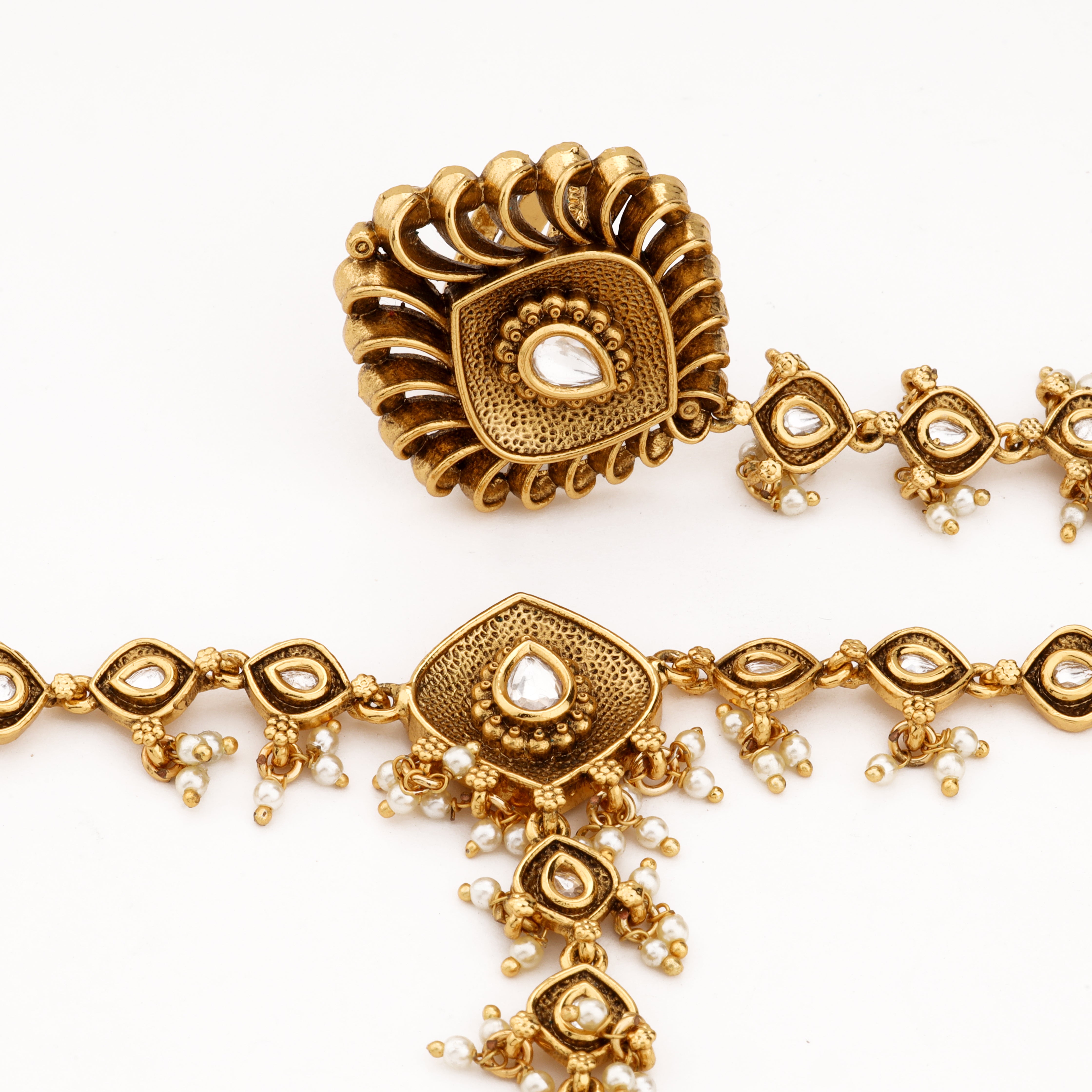 Antique Square Kundan Pearl Hathphool