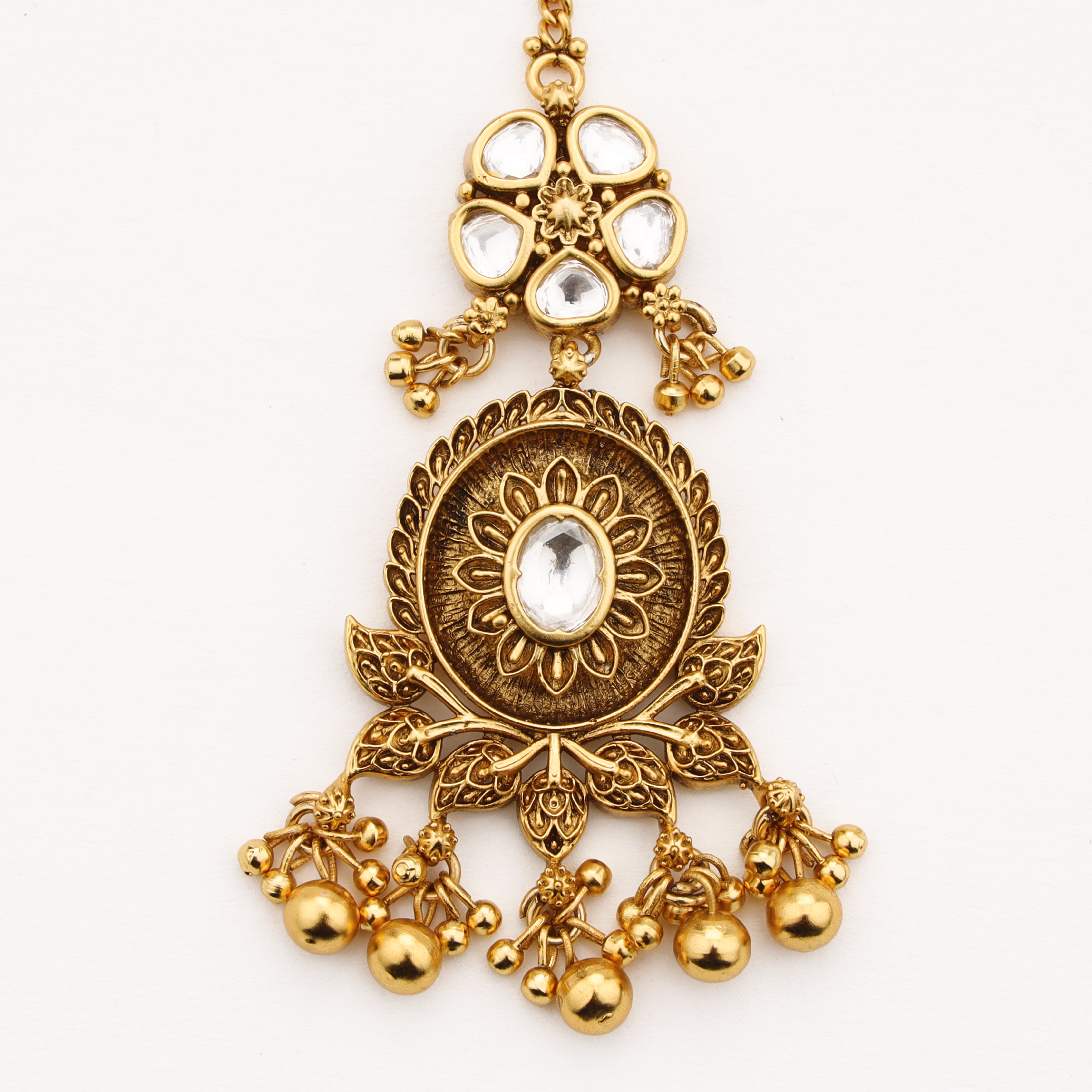 Aarohi Heritage Floral Maang Tika