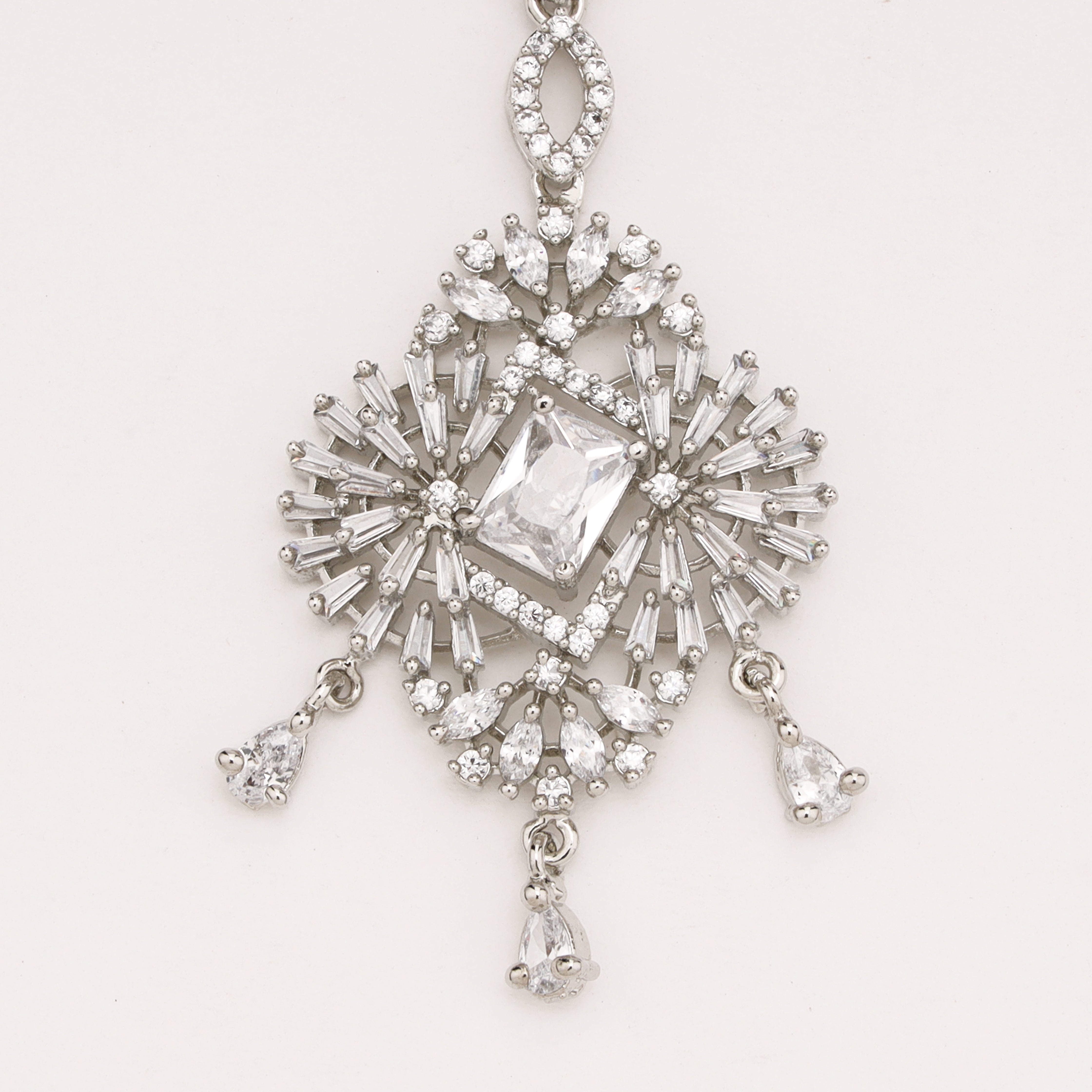 Silver Infinity Chain American Diamond Sunburst Rhombus Maang Tikka