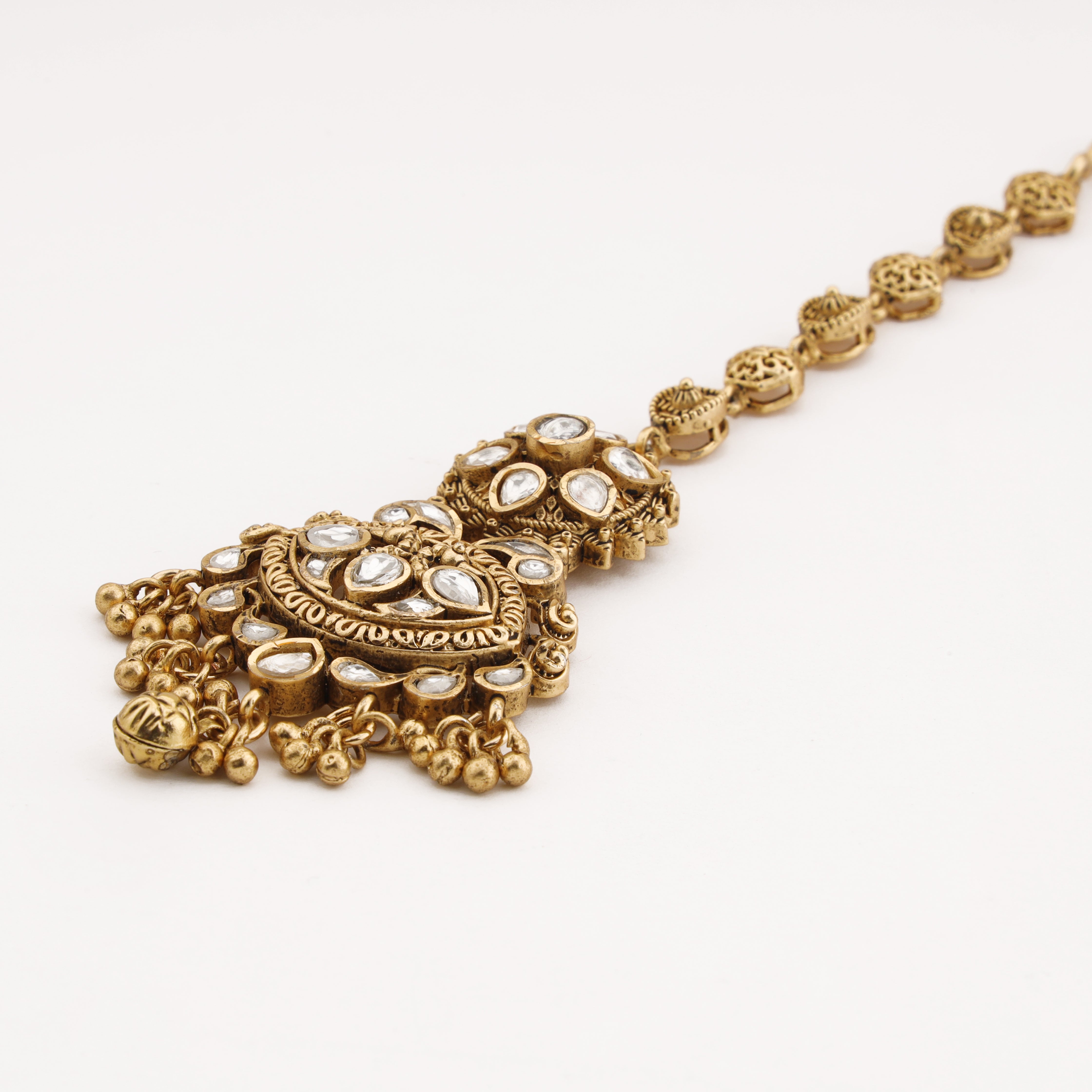 Diamond Antique Floral Kundan Maang Tika