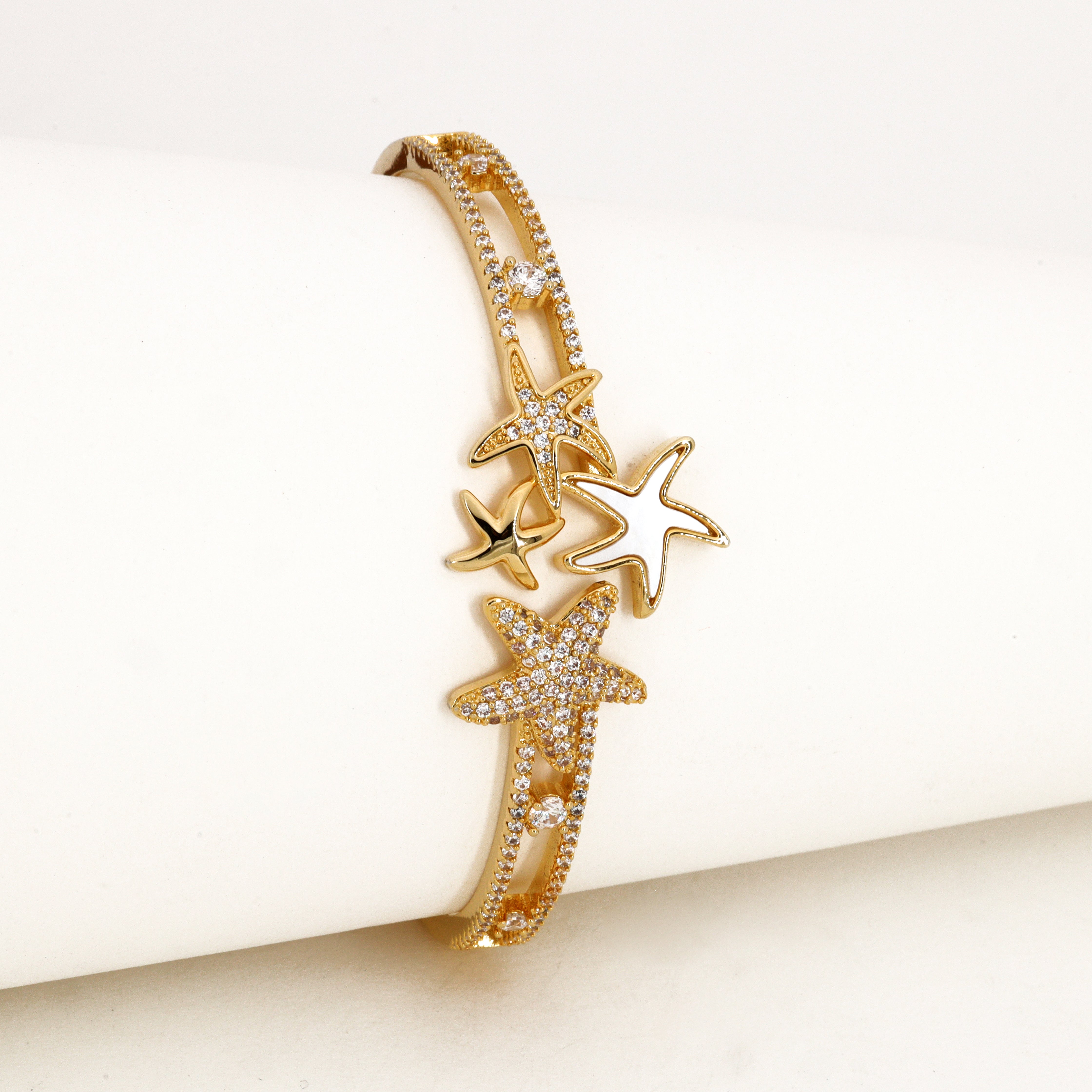 Gold Tone Starfish Cluster Bracelet