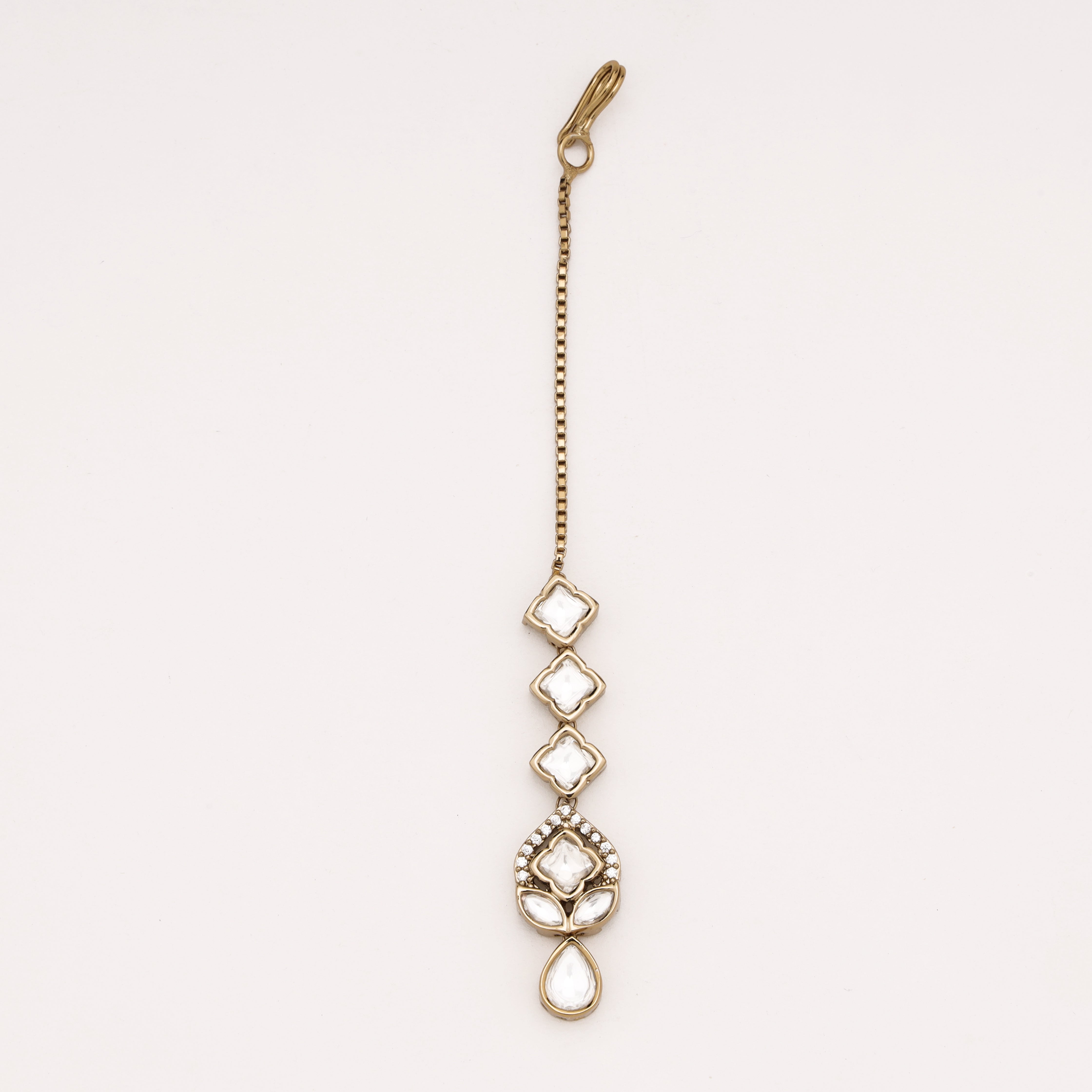 Gold Finish Clover Motif Linear Kundan Maang Tikka with Pear Drop