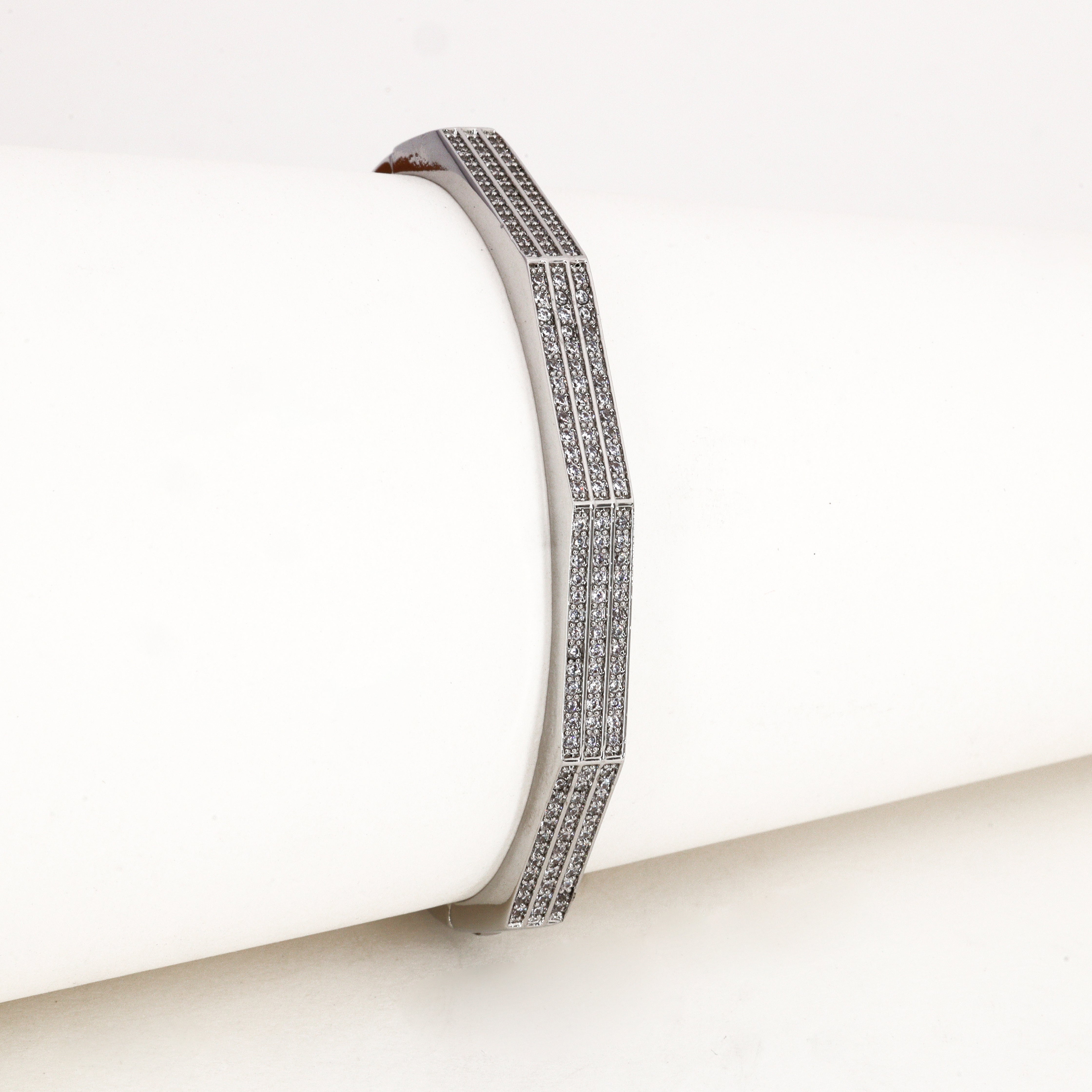 Elegant Geometric Silver Bangle with Crystals Bracelet