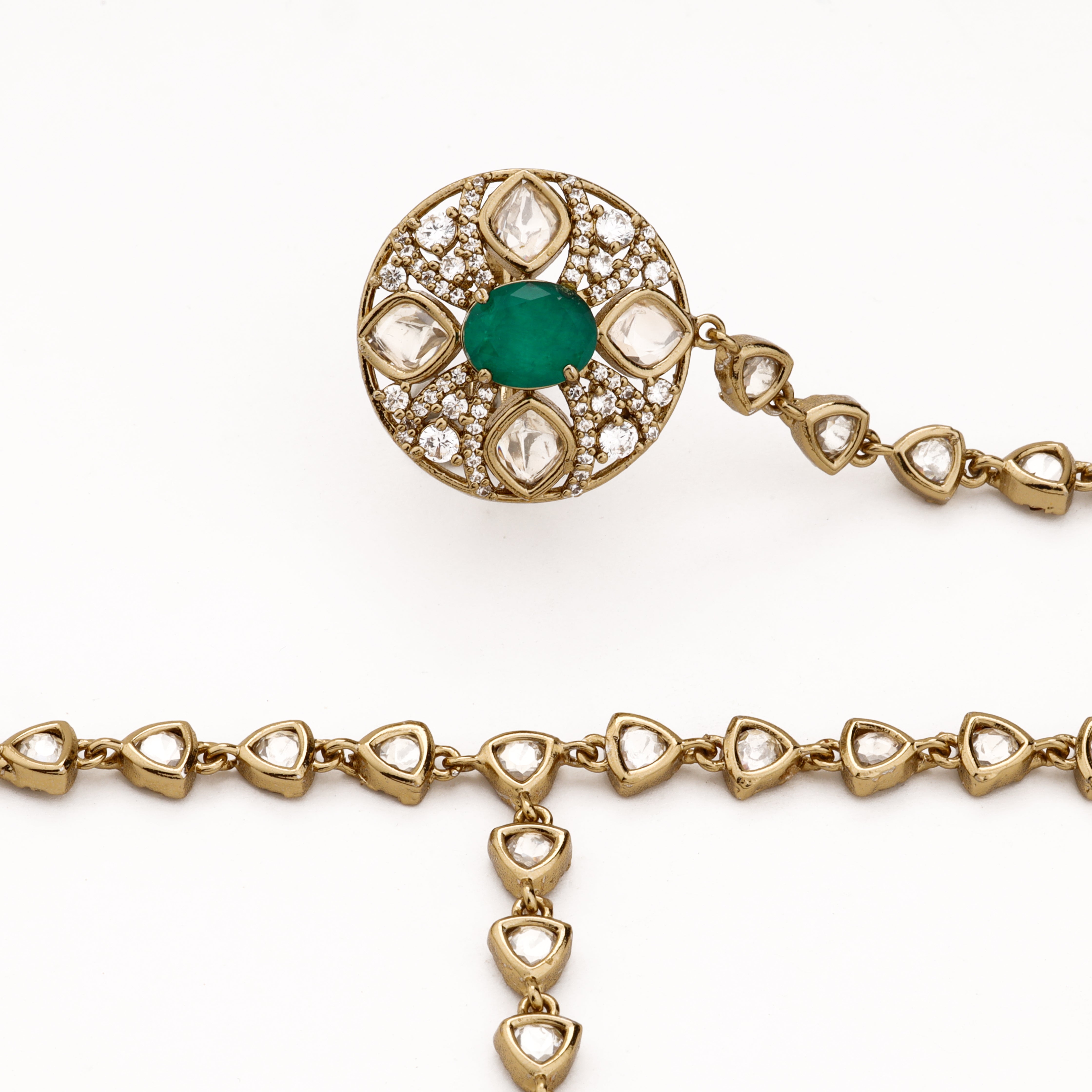 Emerald Green Halo Kundan Link Hathphool