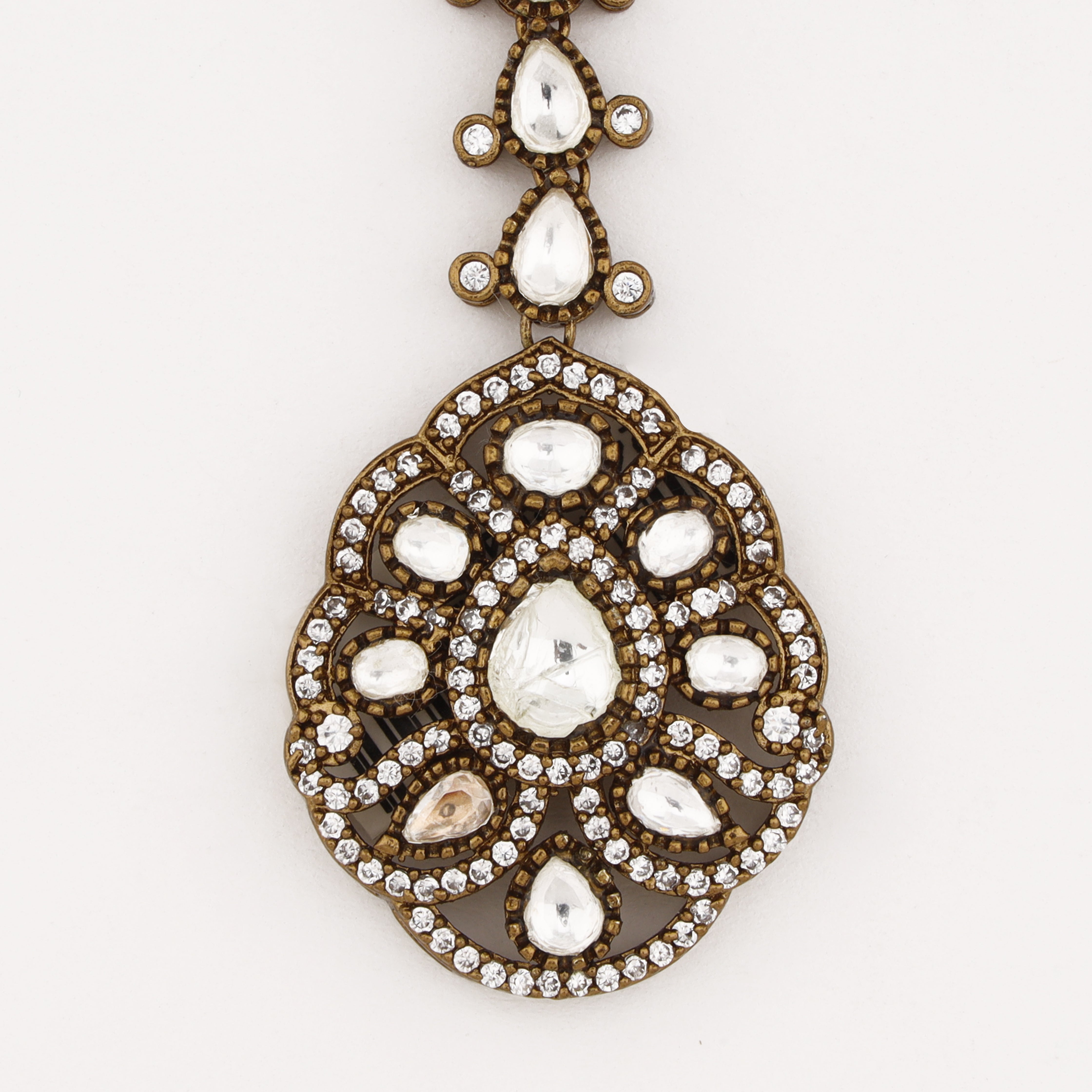 Regal Diamond Floral Maang Tika