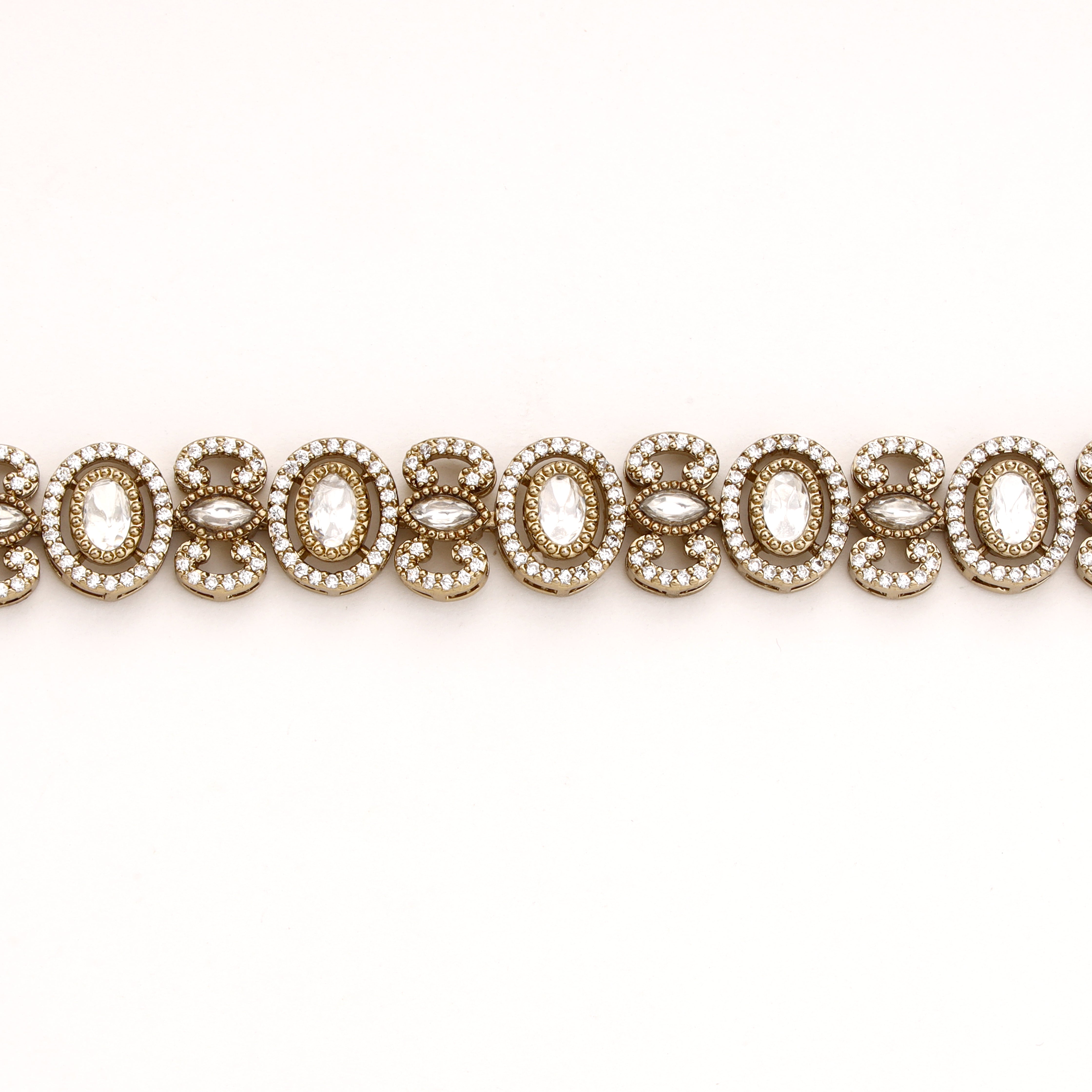 Antique Finish Oval Halo Kundan Articulated Link Bracelet