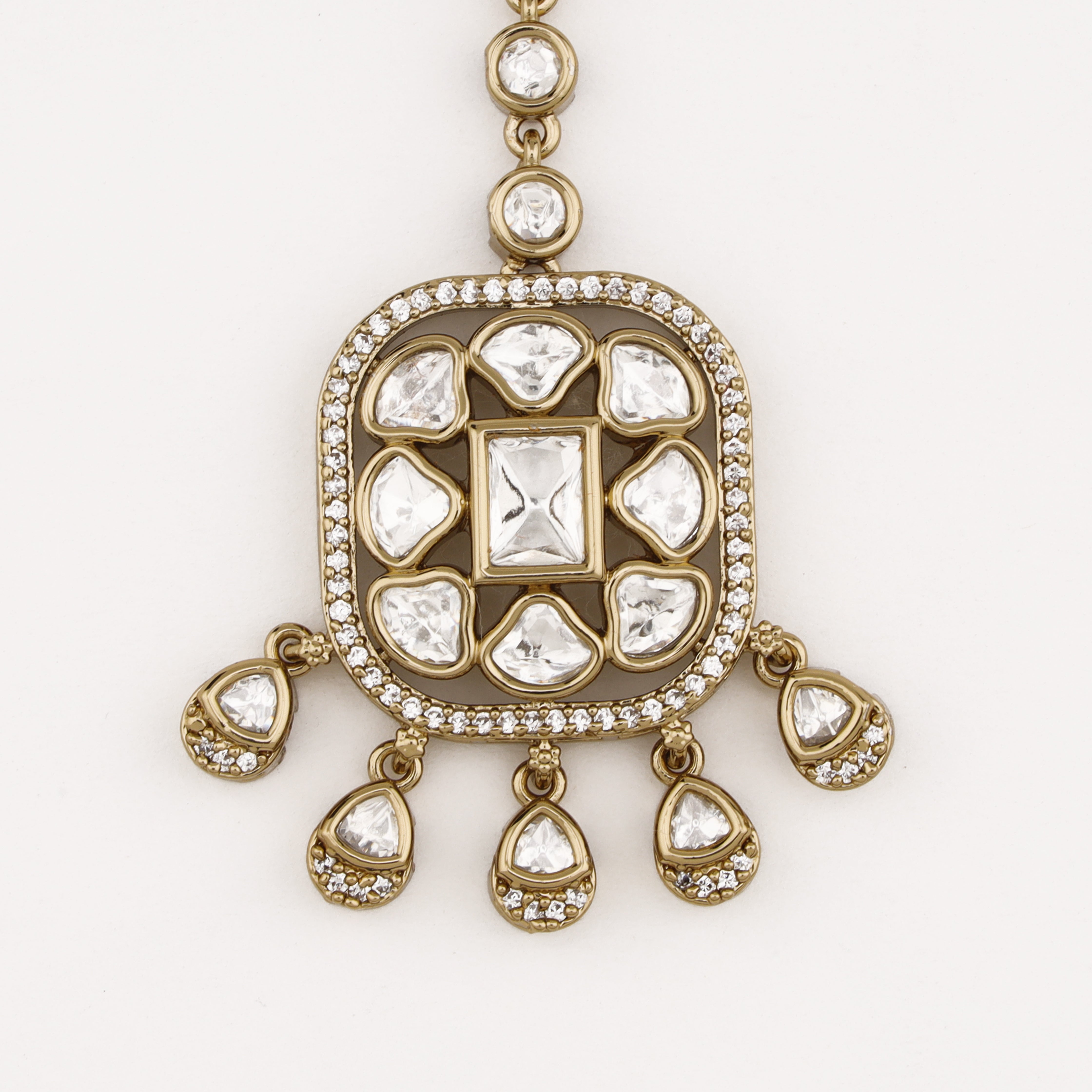 Diamond Square Halo Maang Tika