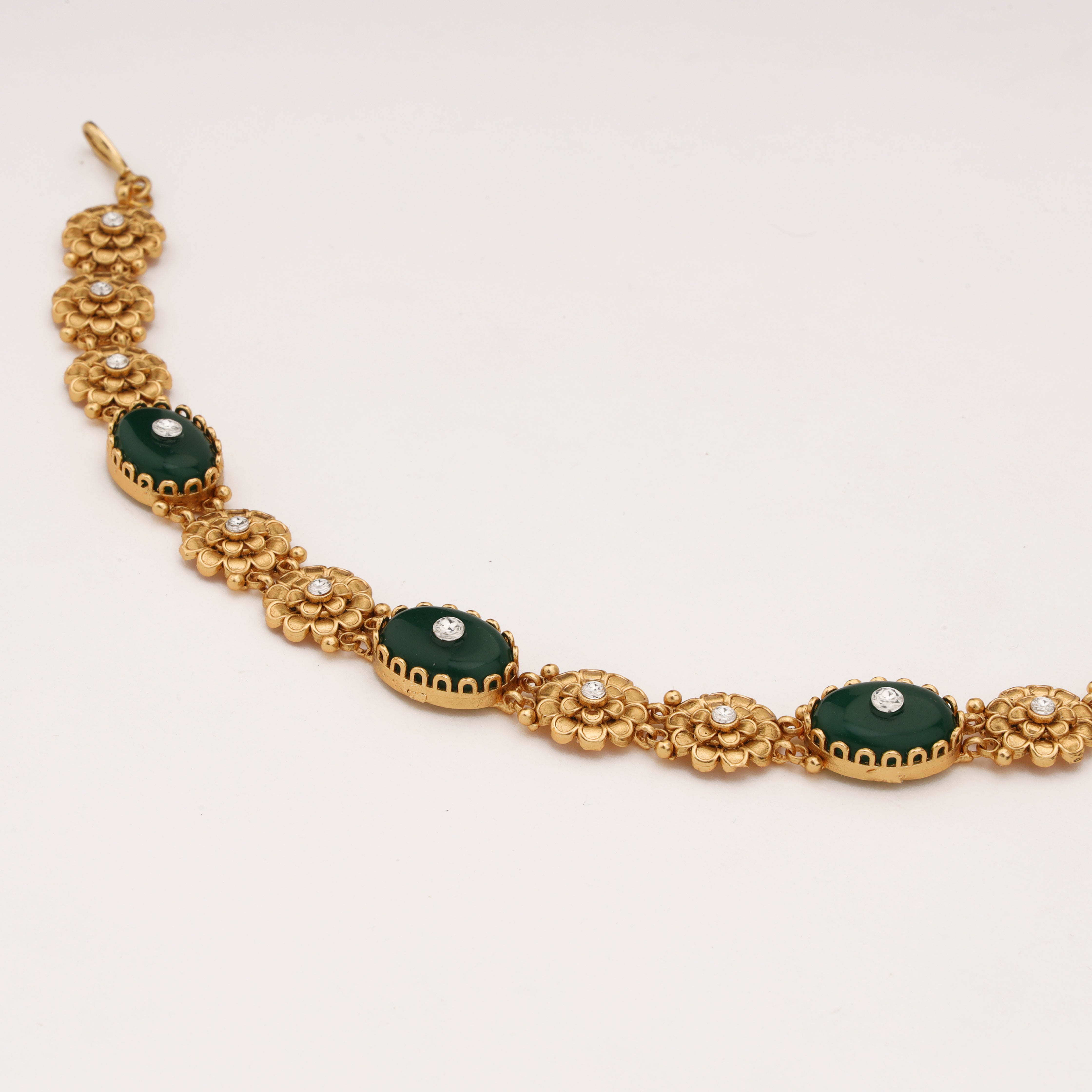 Emerald Floral Antique Gold Bridal Mathapatti