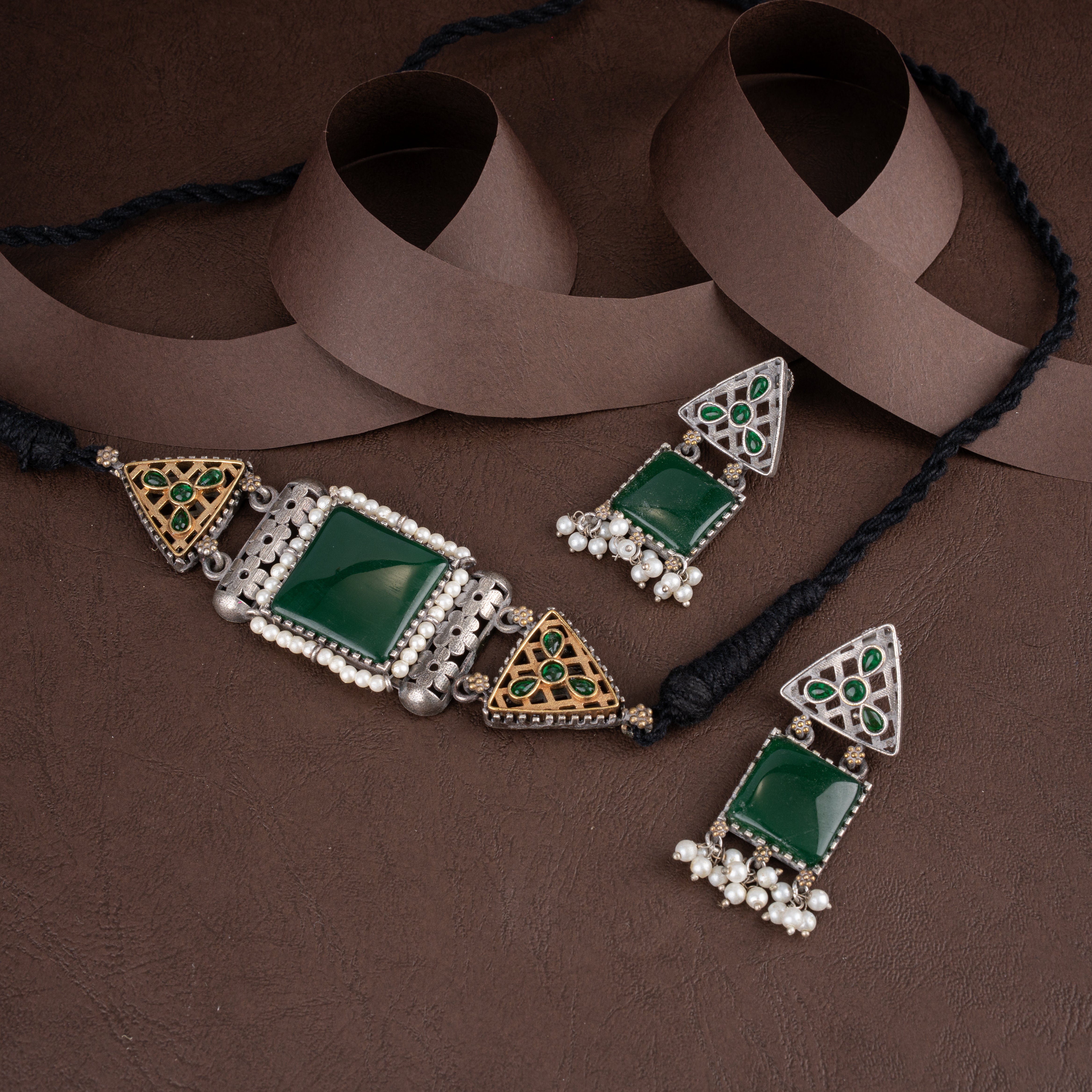 Dual-Tone Oxidised Silver Emerald Green Stone Choker Necklace Set with Pearl Drops