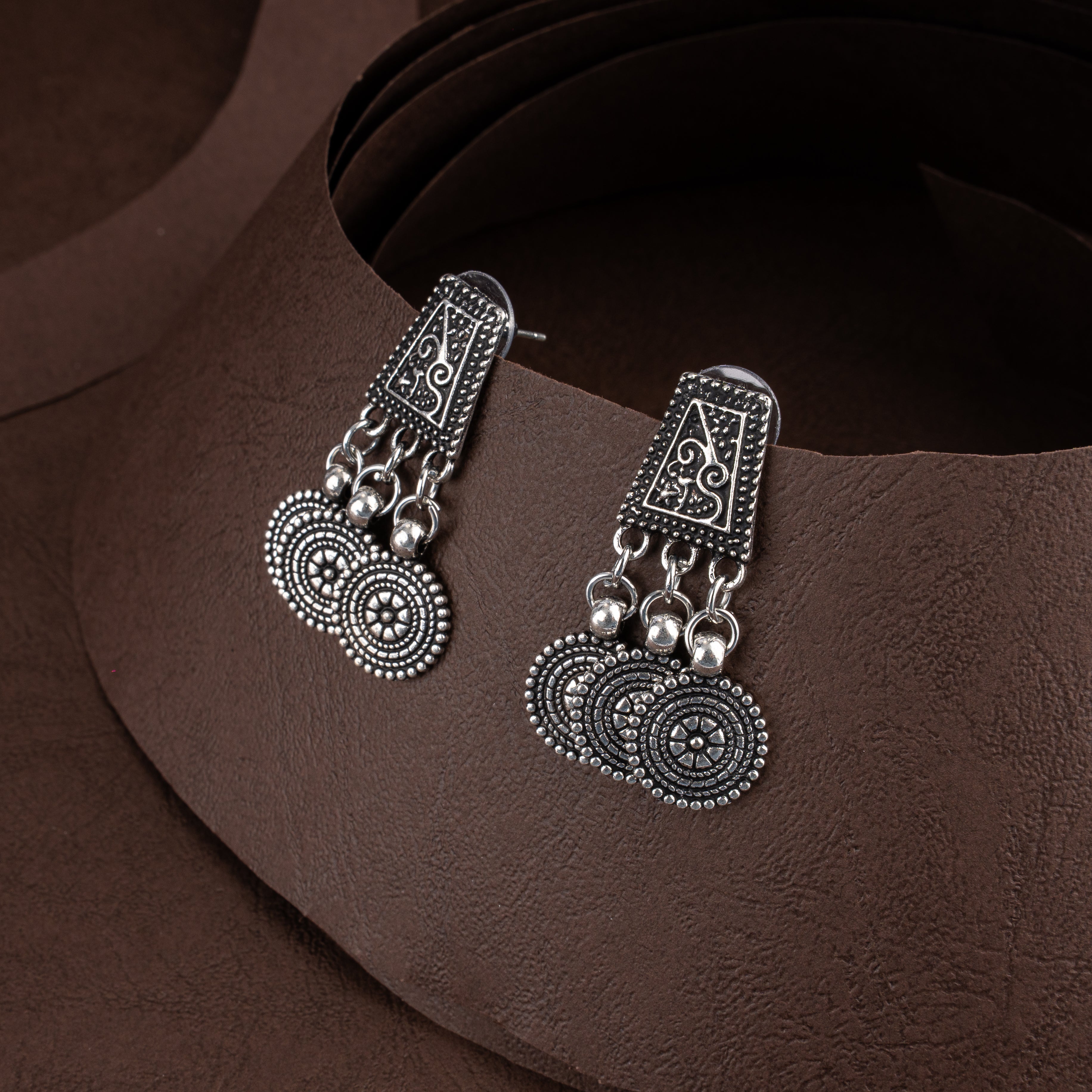 Oxidised Silver Sunburst Medallion Ladder Choker Necklace Set with Drop Earrings