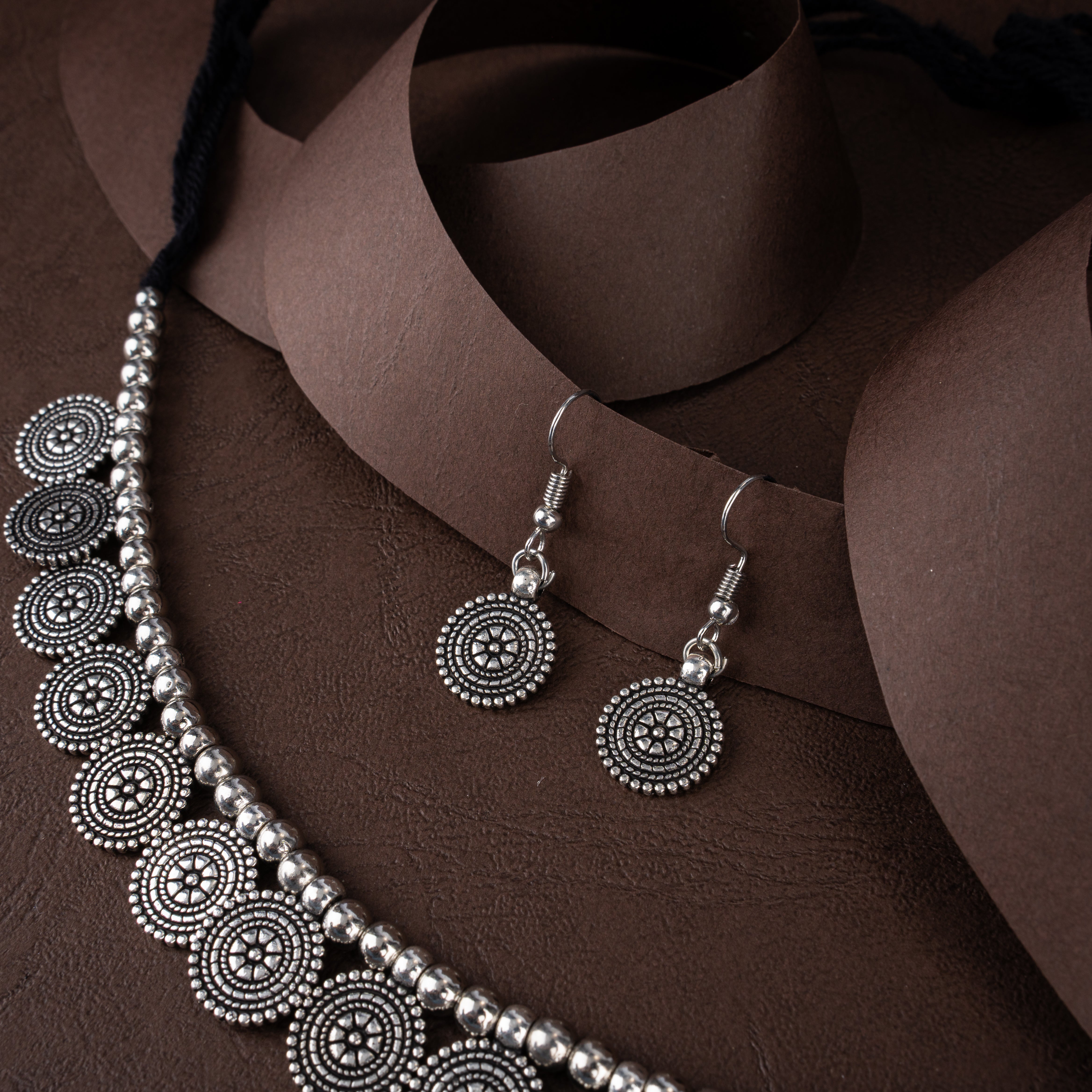 Oxidised Silver Beaded Sunburst Medallion Collar Choker Necklace Set with Drop Earrings