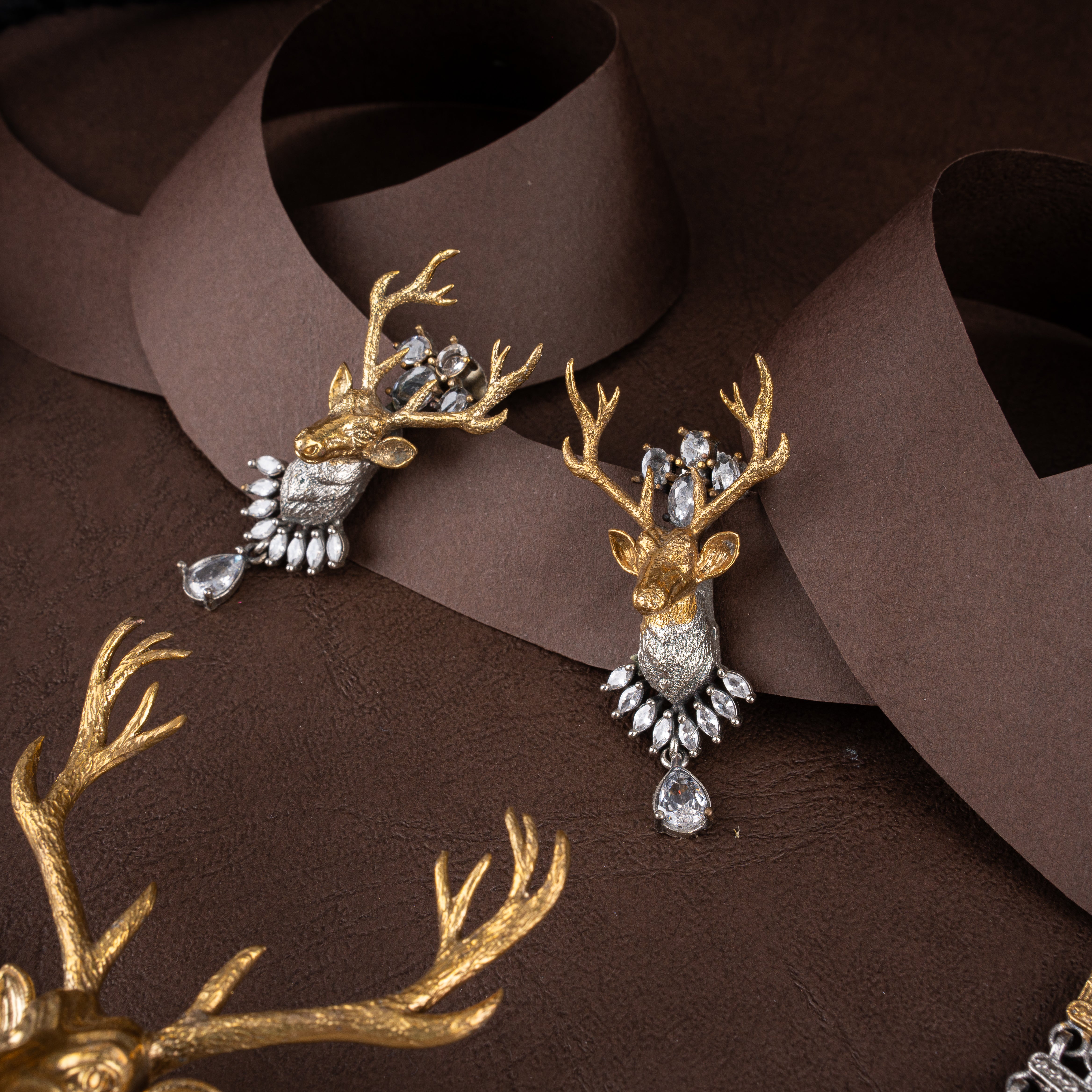 Dual-Tone Royal Stag Choker Necklace Set with Seed Pearl Clusters and CZ Drops
