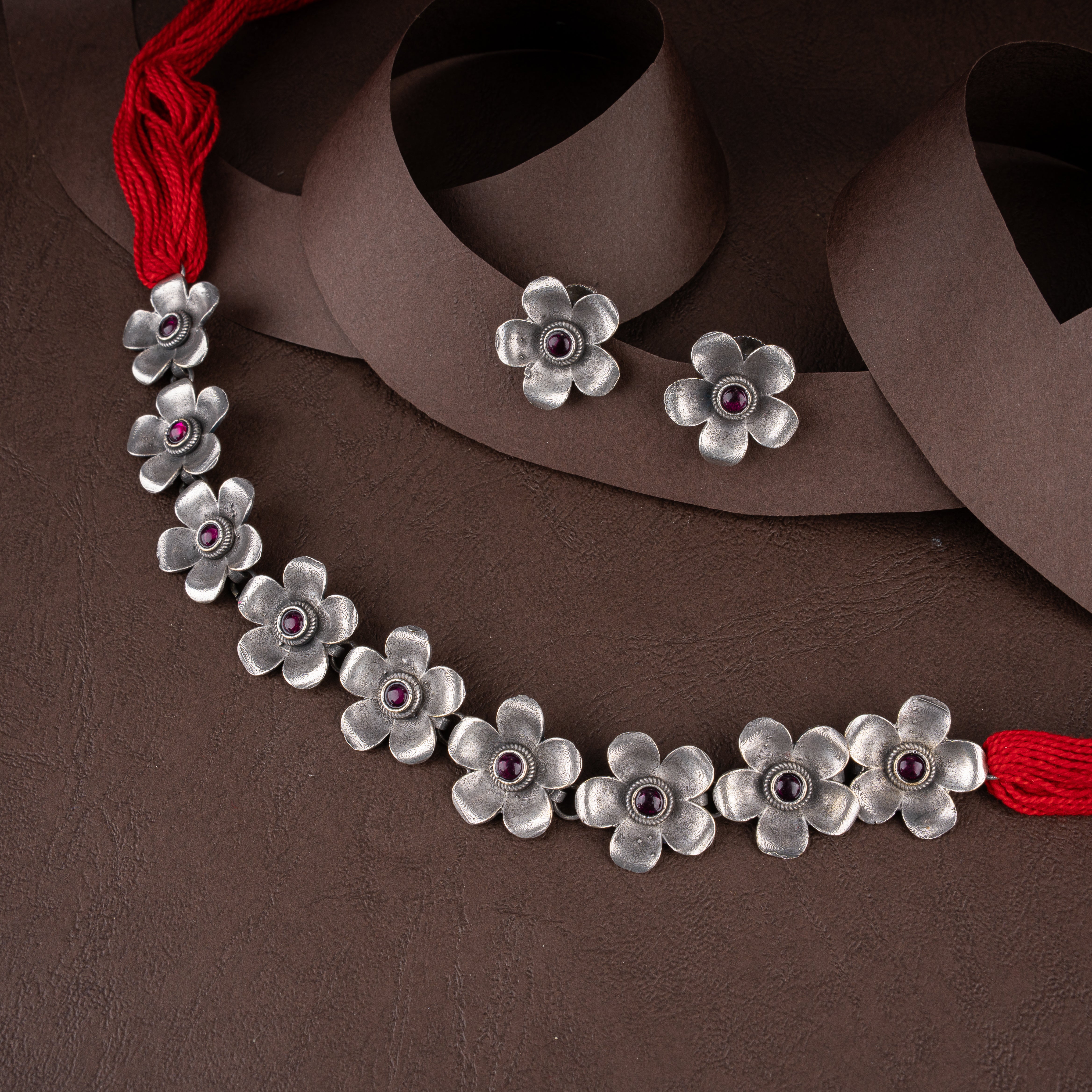 Oxidised Silver Graduated Floral Blossom Choker Necklace Set with Stud Earrings