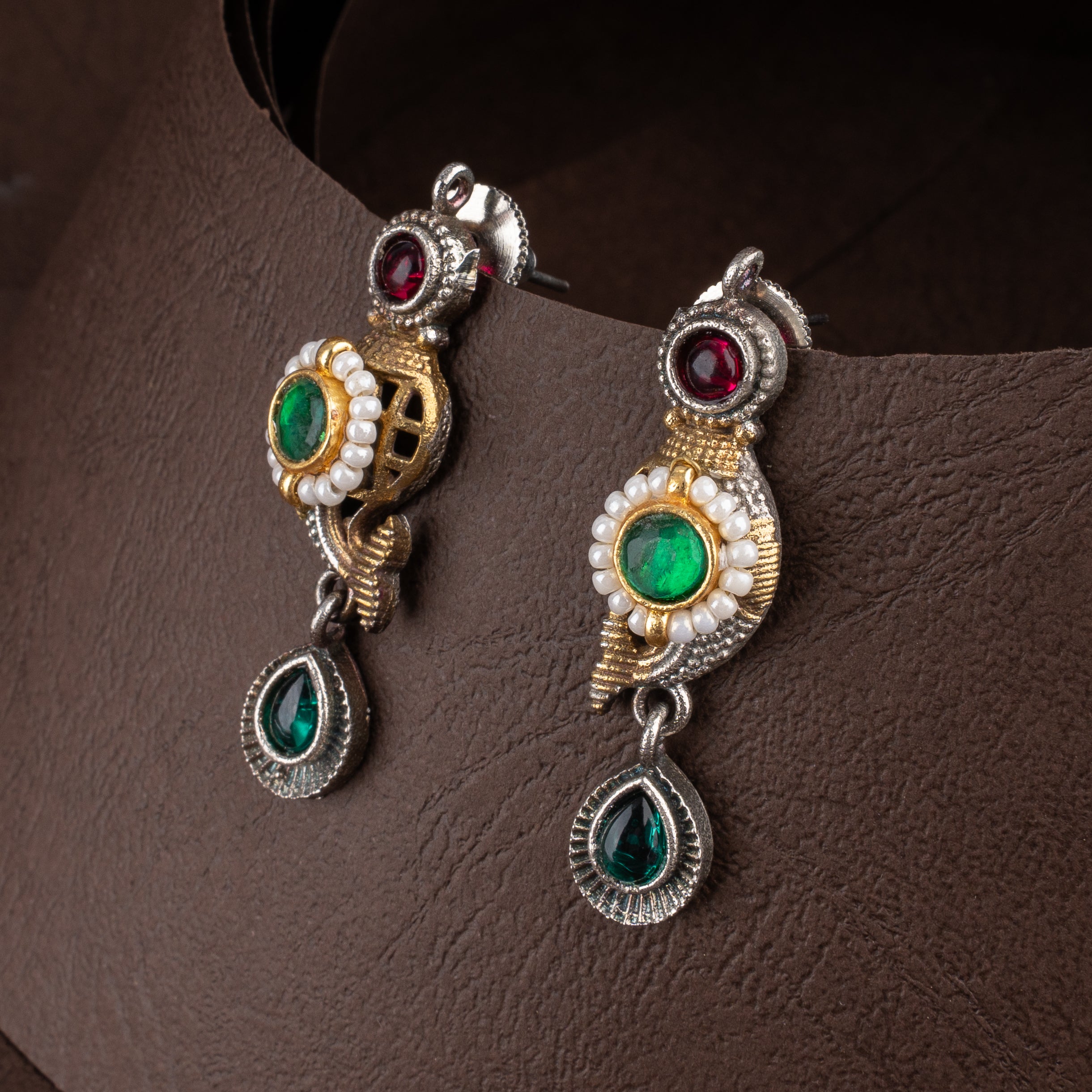 Oxidised Matsya Fish Motif Pendant Necklace Set with Kundan Work & Drop Earrings
