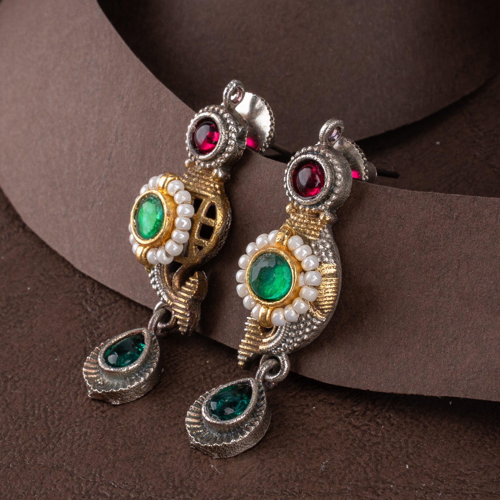Oxidised Matsya Fish Motif Pendant Necklace Set with Kundan Work & Drop Earrings