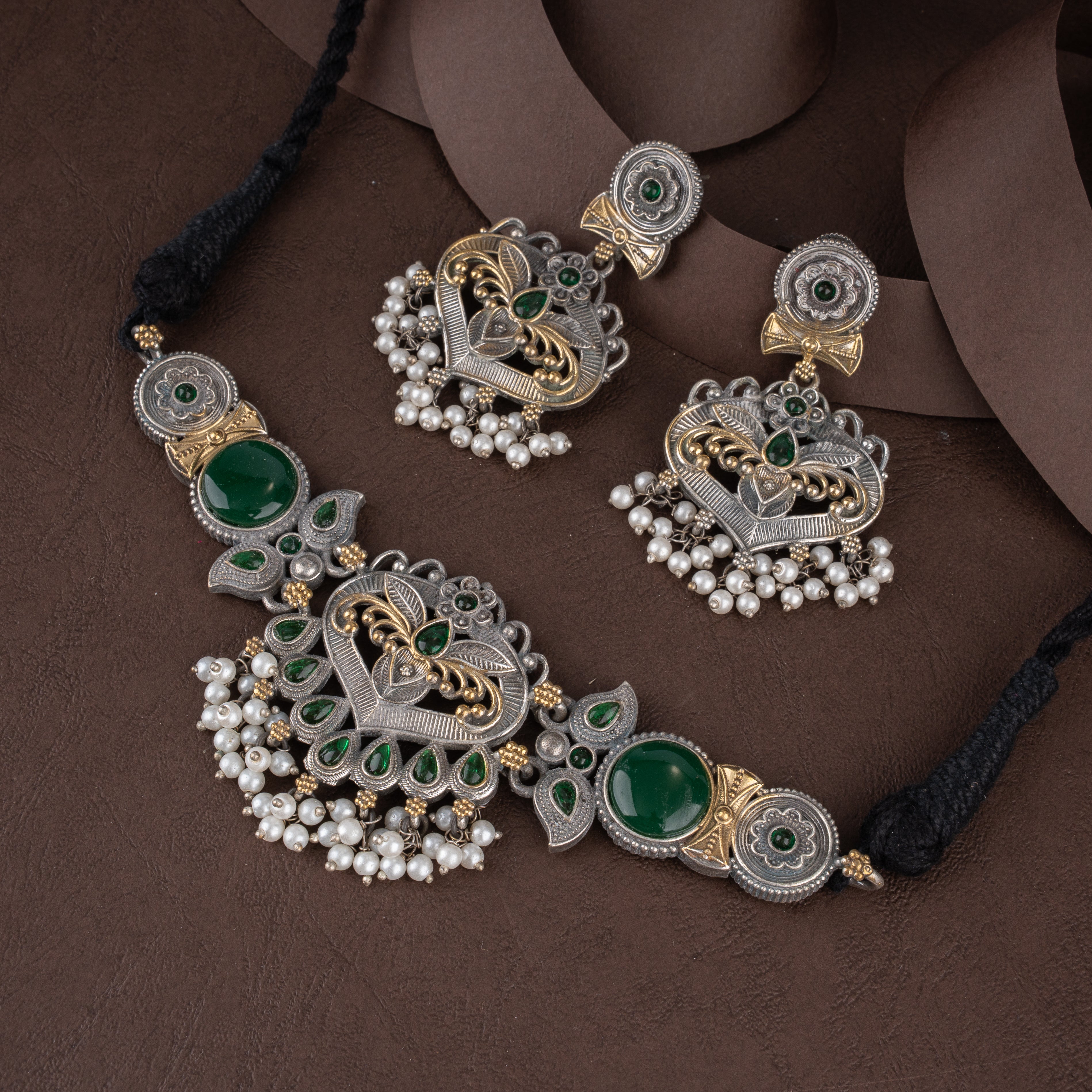 Dual-Tone Filigree Crest Choker Necklace Set with Cabochon Stones and Seed Pearl Clusters