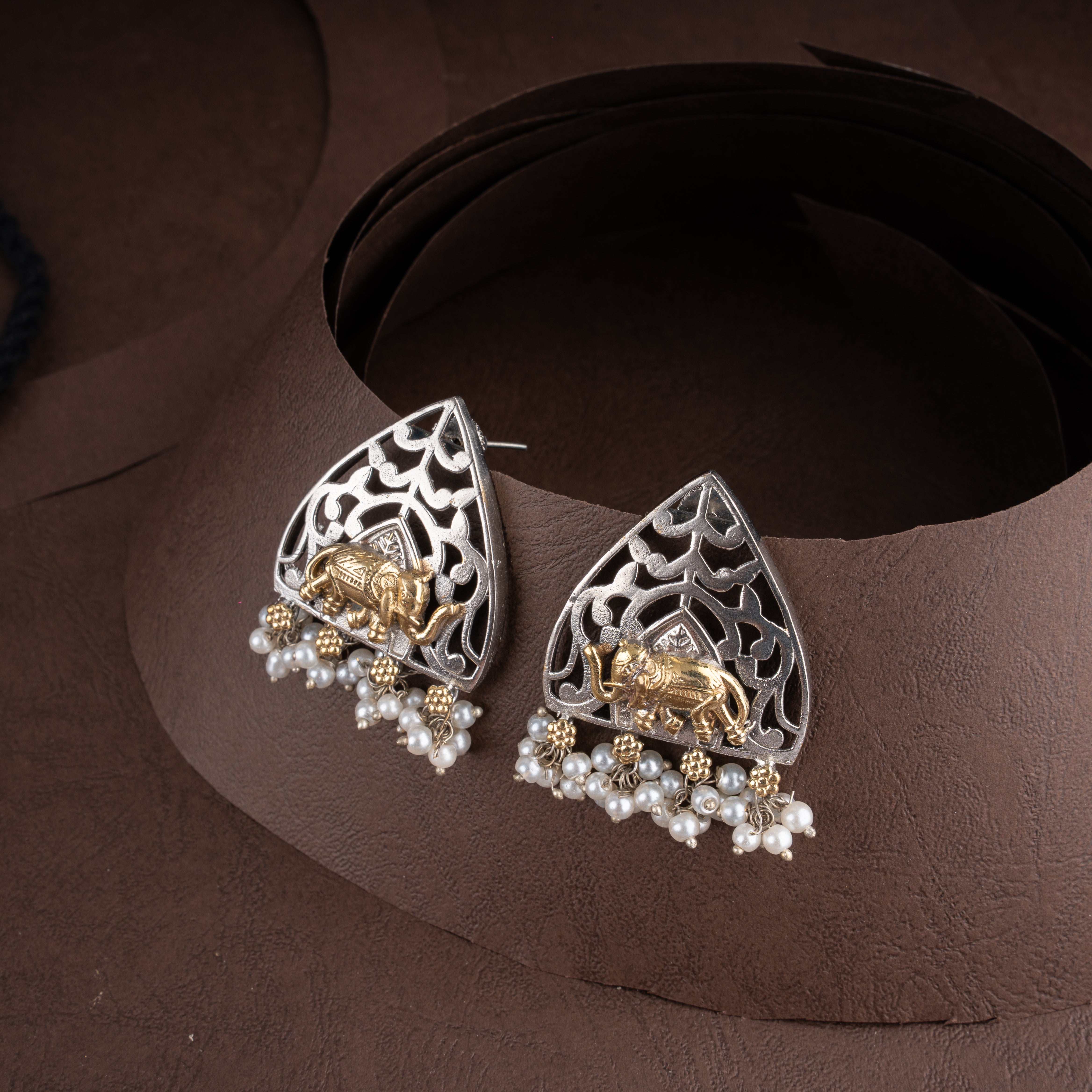 Dual-Tone Filigree Royal Elephant Choker Necklace Set with Seed Pearl Clusters
