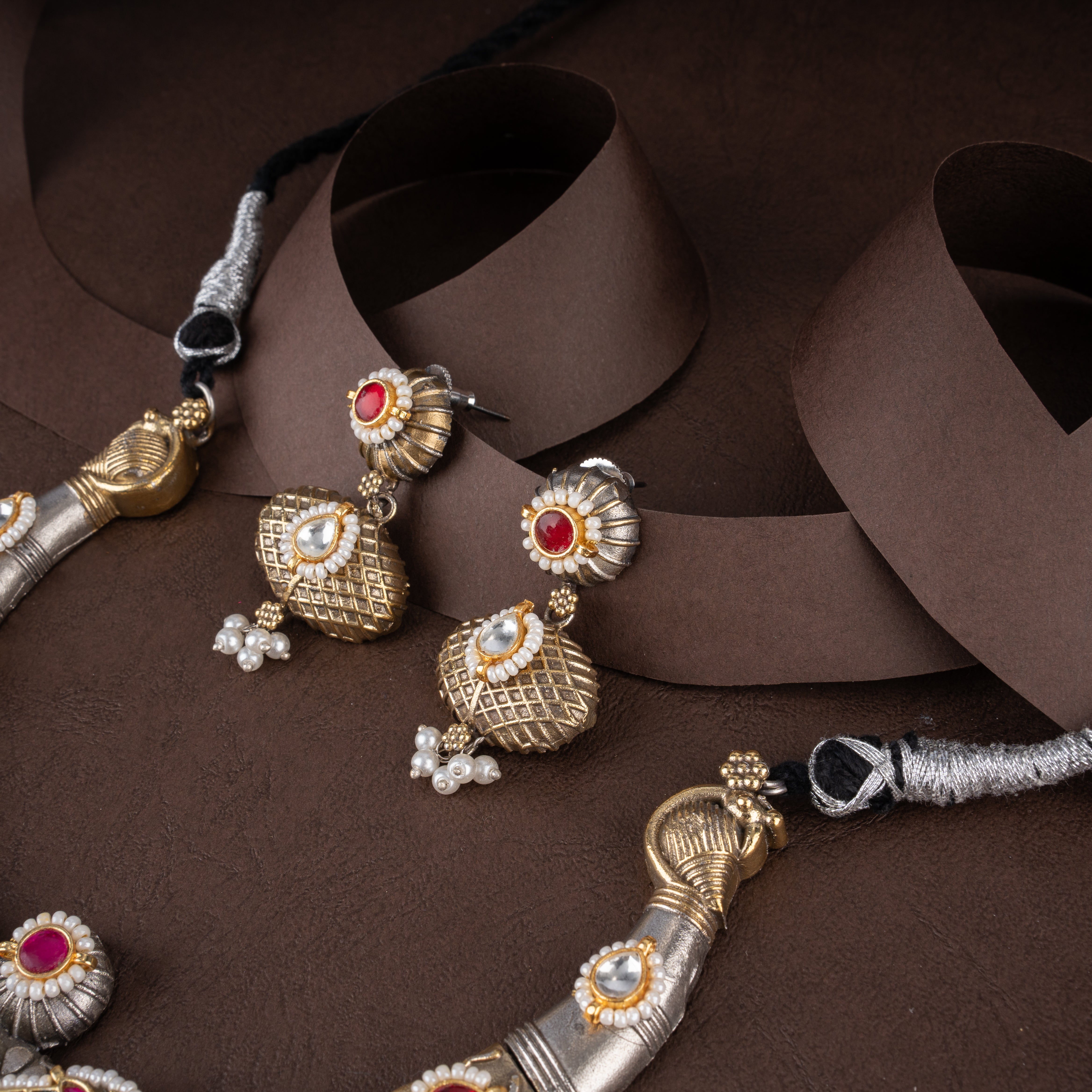 Peacock Finial Hasli Collar Necklace Set with Kundan Medallion and Drop Earrings