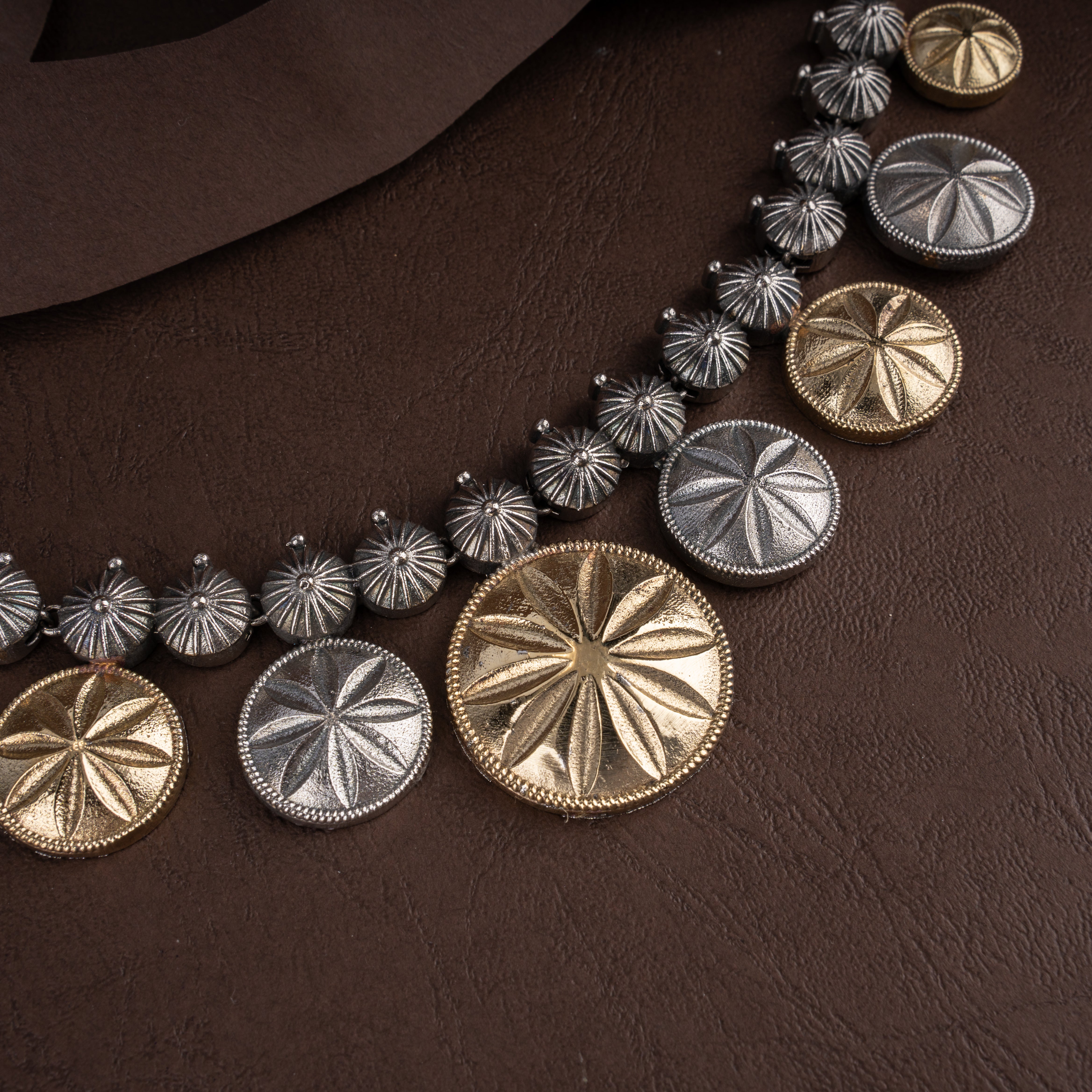 Dual-Tone Fluted Sunburst Medallion Choker Necklace Set with Drop Earrings
