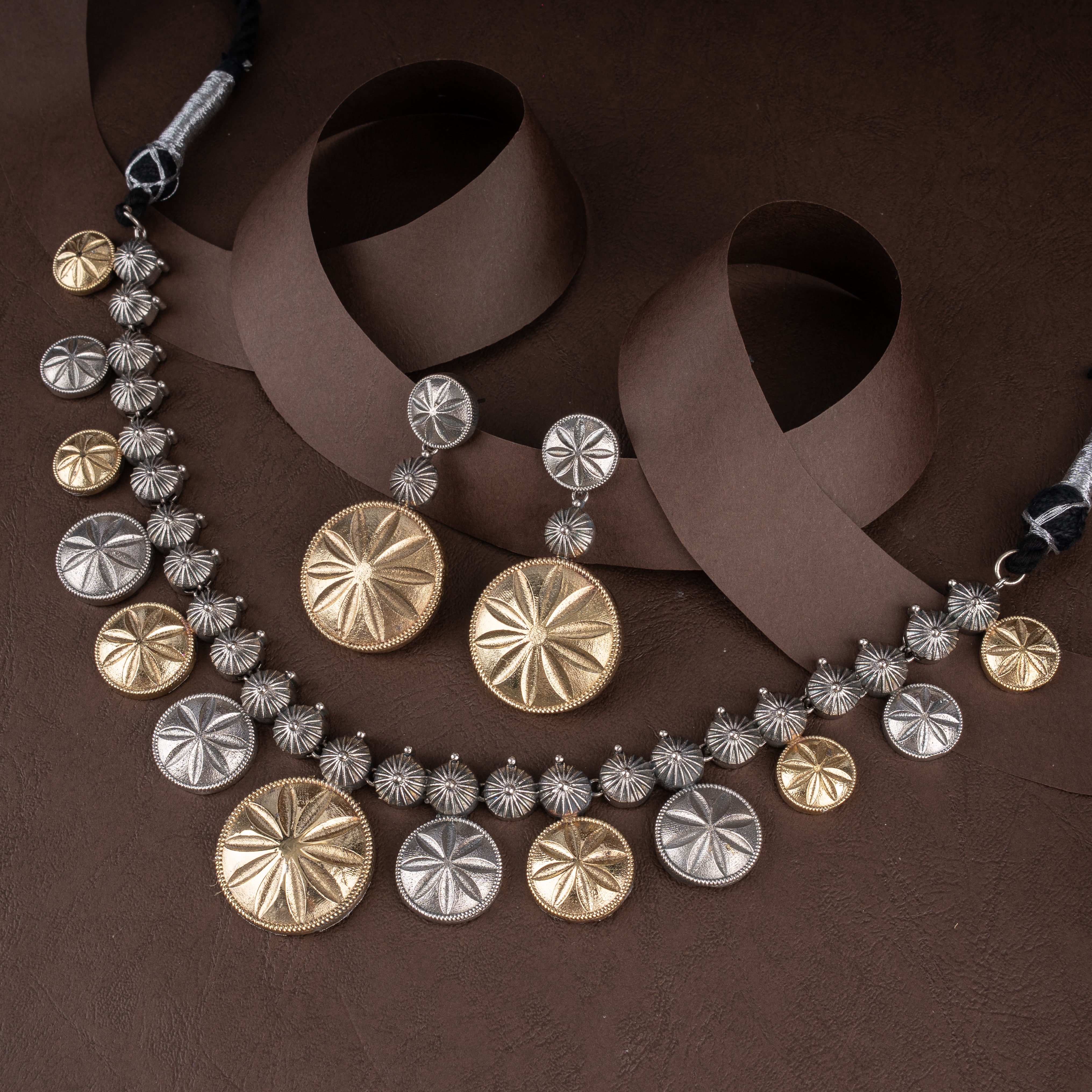 Dual-Tone Fluted Sunburst Medallion Choker Necklace Set with Drop Earrings