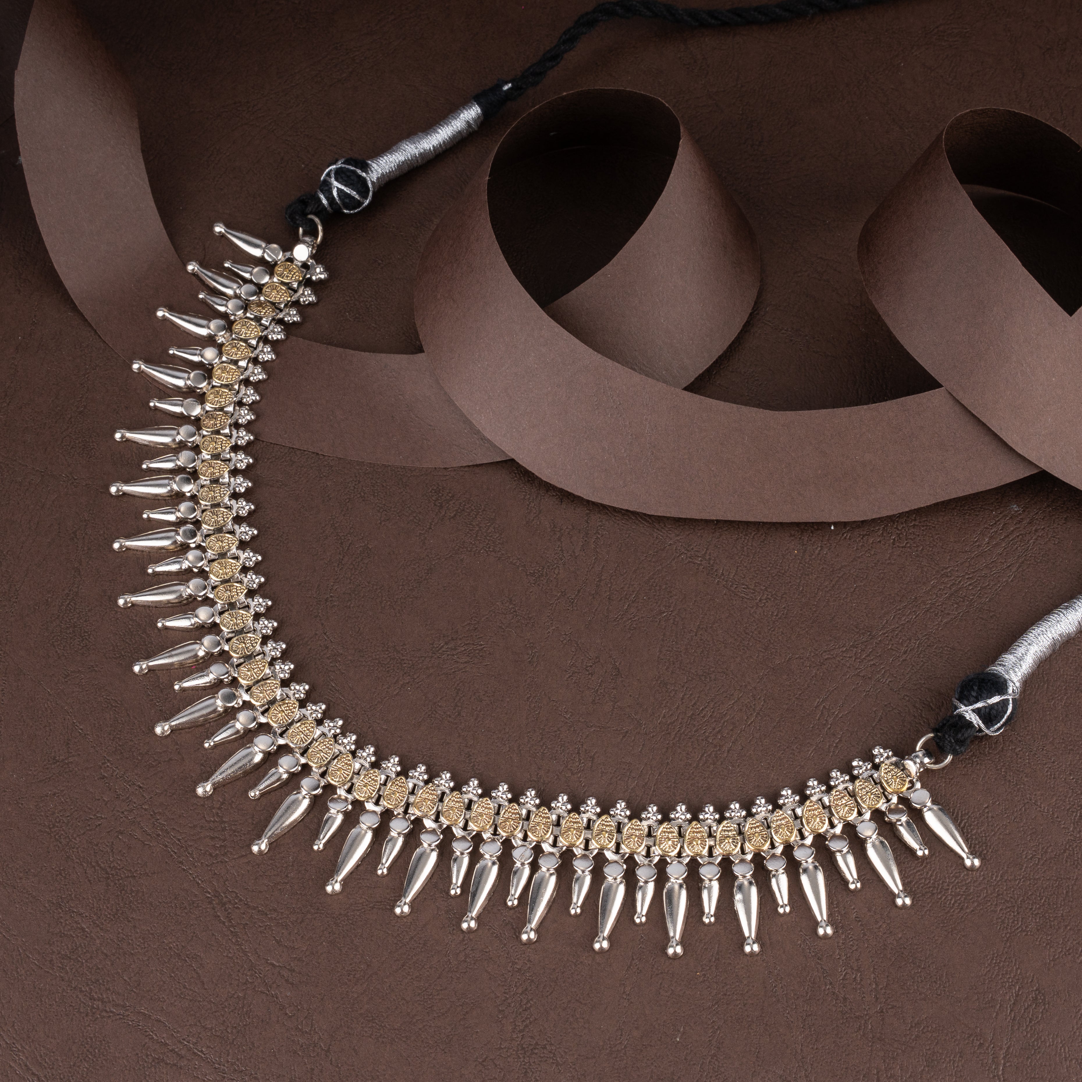 Dual-Tone Spiked Sunburst Choker Necklace Set with Drop Earrings