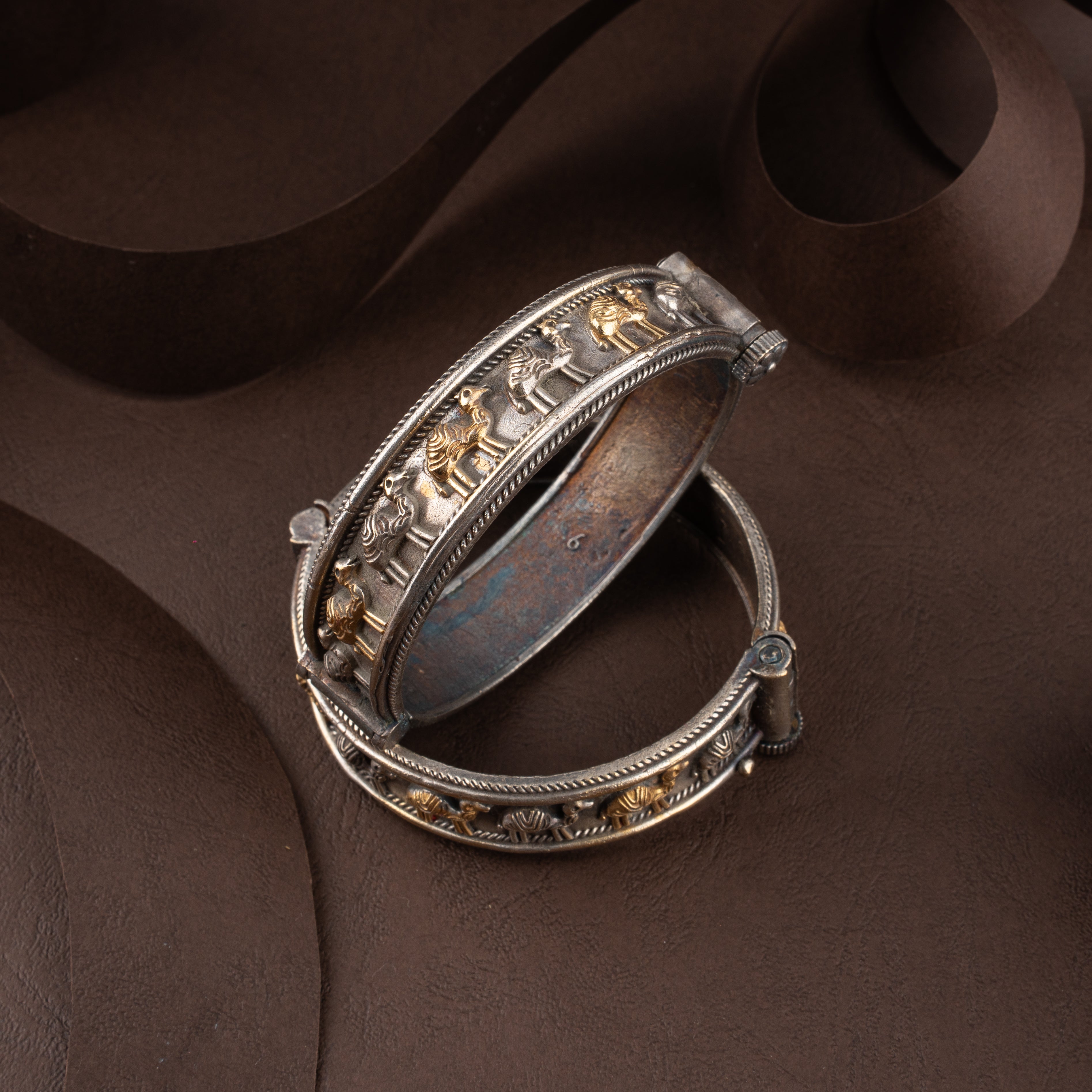 Dual-Tone Tribal Desert Camel Caravan Hinged Kada Traditional Bracelet