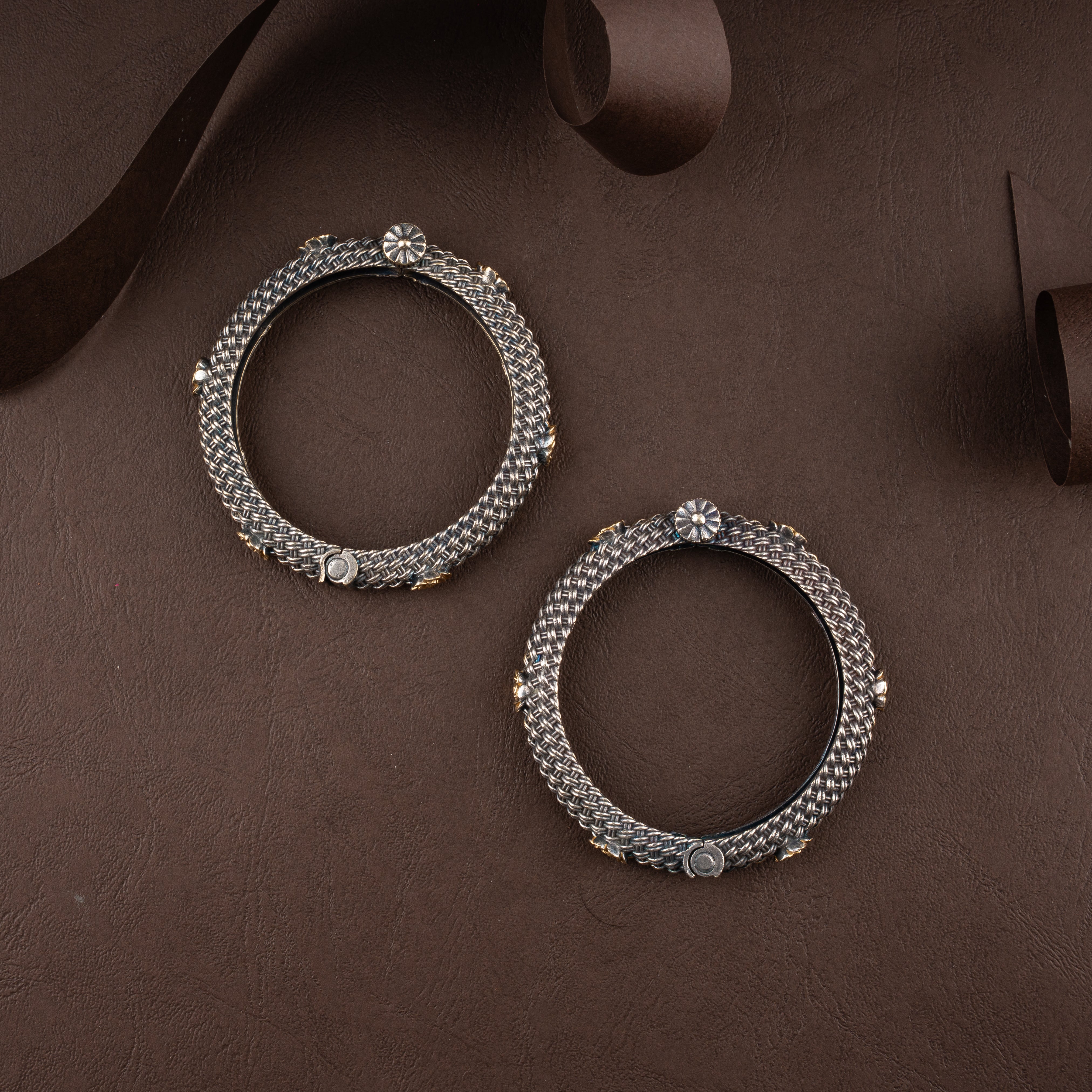 Aaradhya Mesh Weave Antique Dual-Tone Floral Kada Bracelet