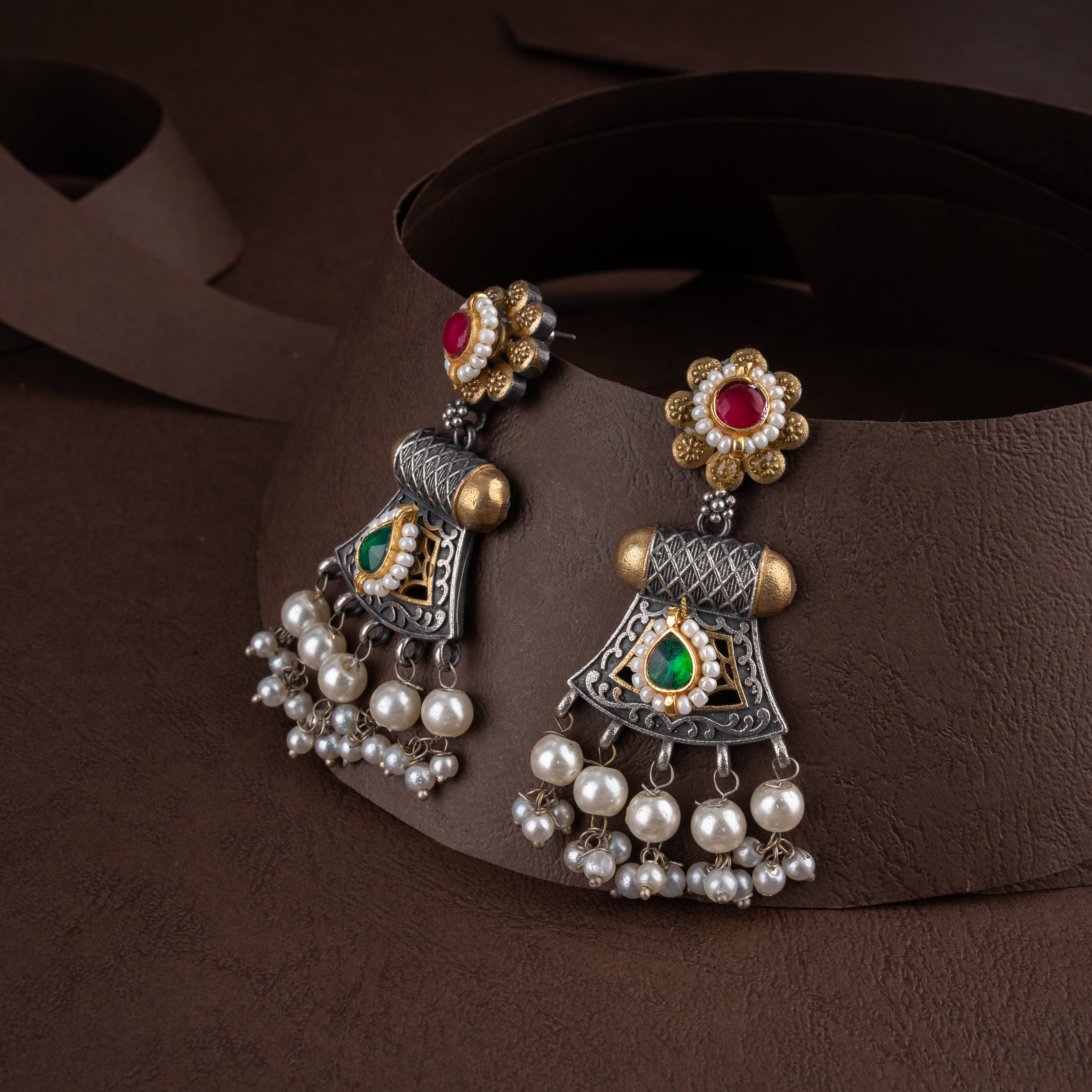 Dual-Tone Oxidised Silver Tribal Trapezoid Pendant Hasli Necklace Set with Pearl Drops