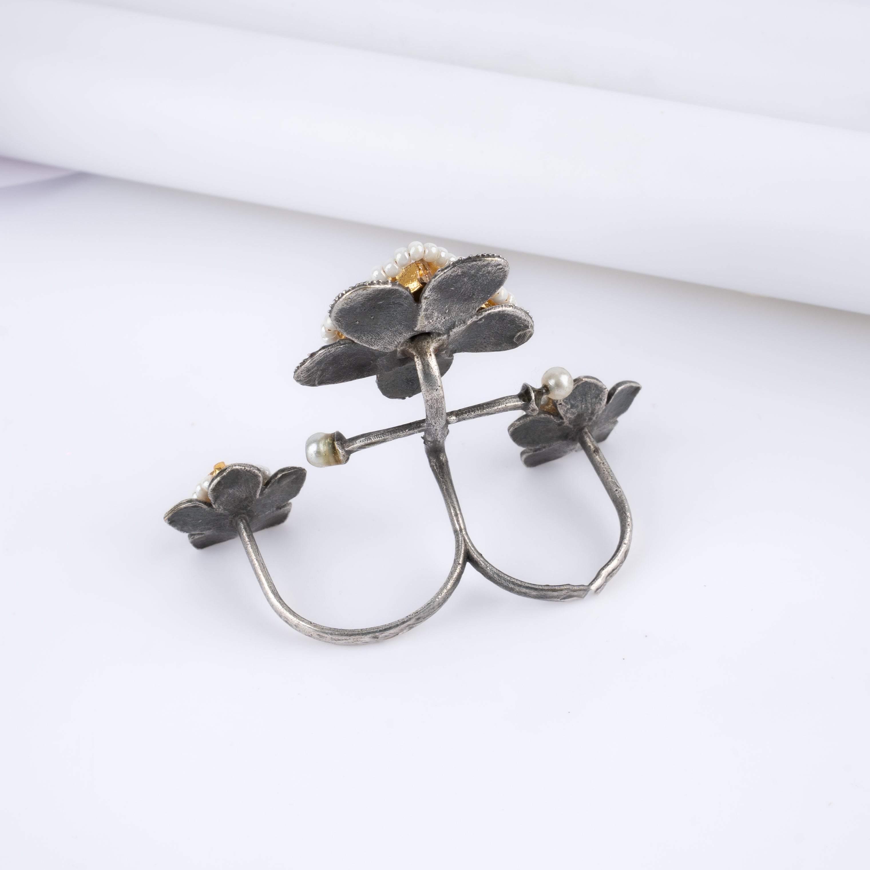 Dual Tone Floral Kundan Two Finger Statement Ring