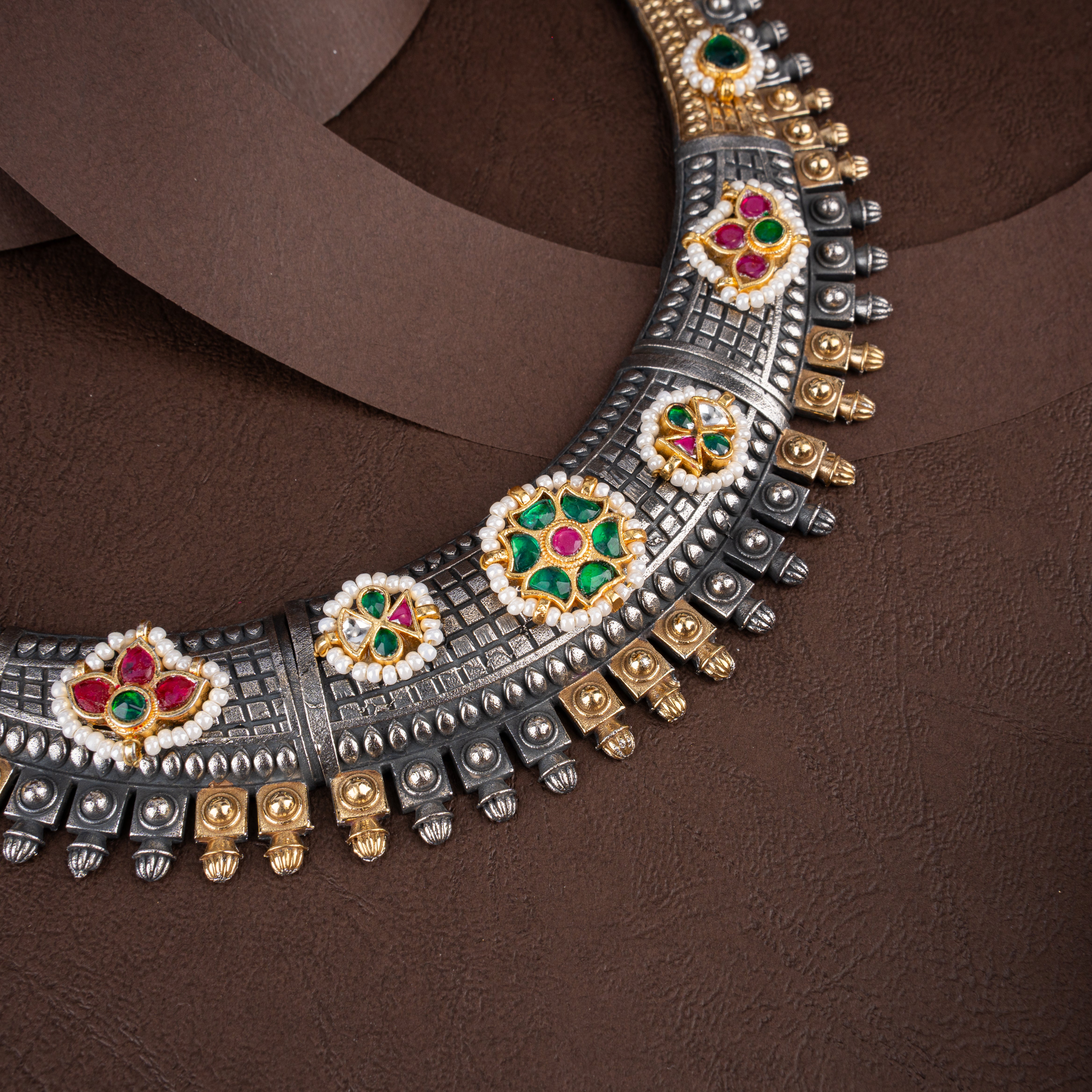 Dual-Tone Oxidised Silver Floral Medallion Collar Necklace Set with Matching Earrings