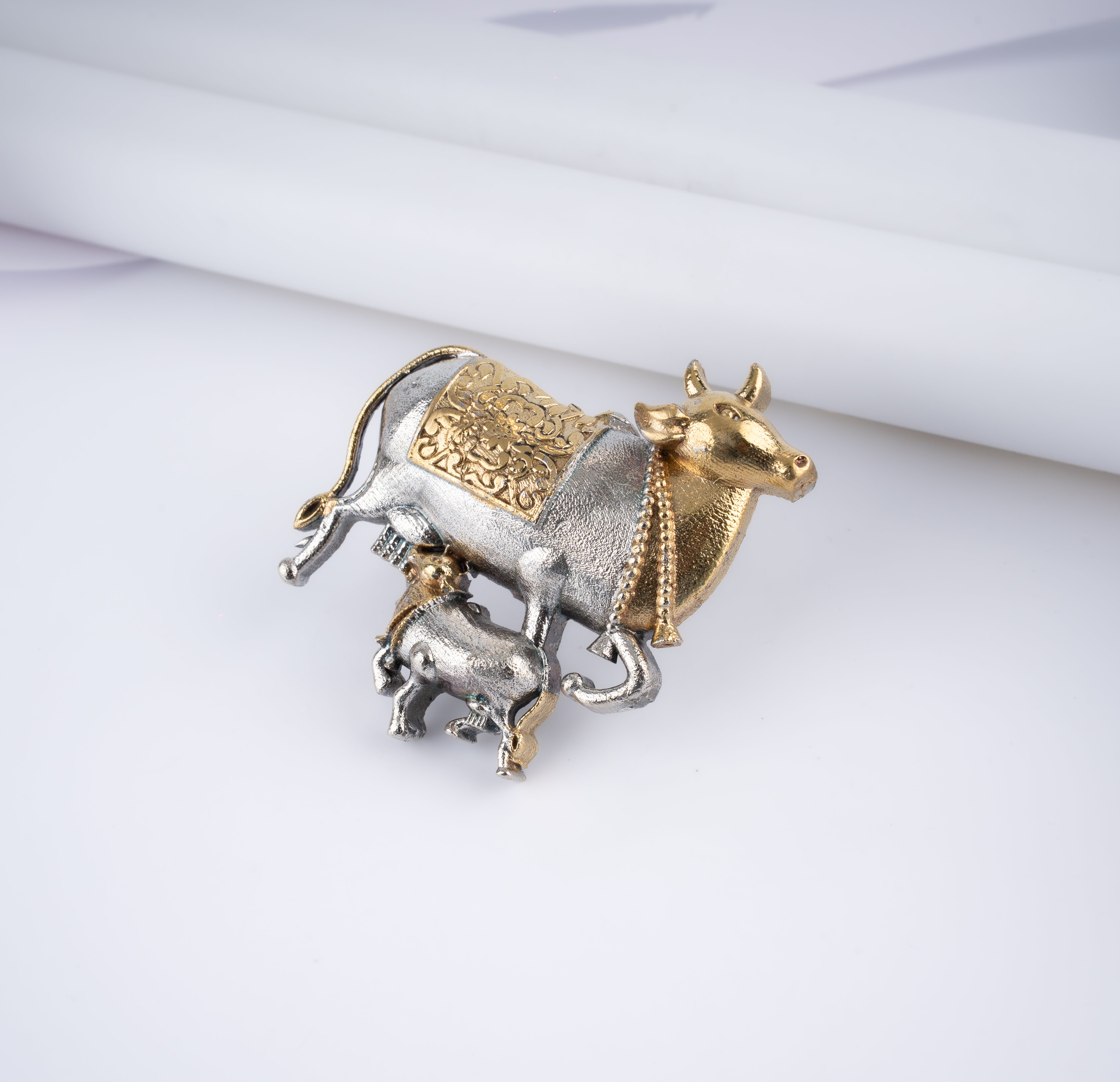 Oxidised Dual-Tone Kamadhenu Cow and Calf Ring