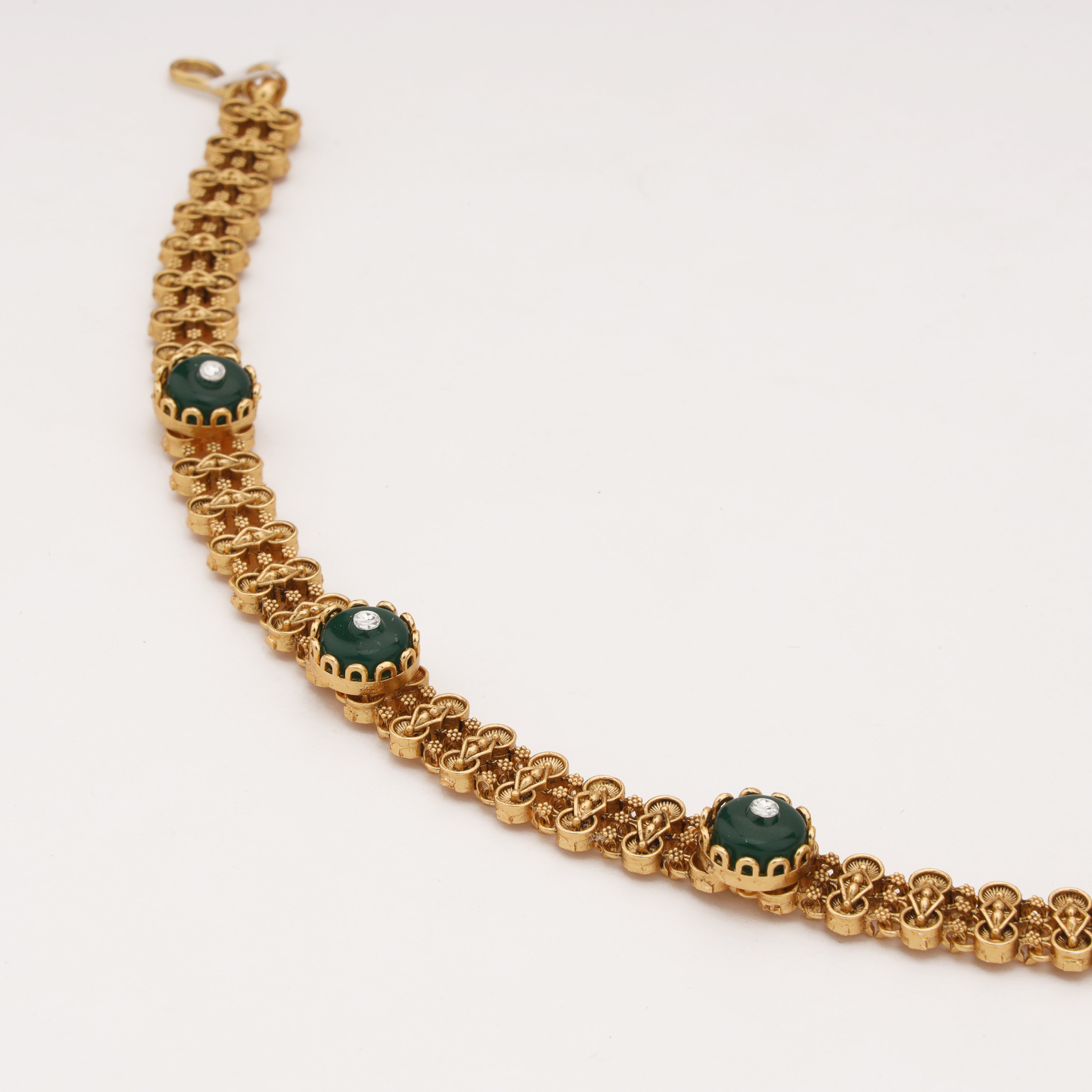 Emerald Royale Antique Bridal Mathapatti