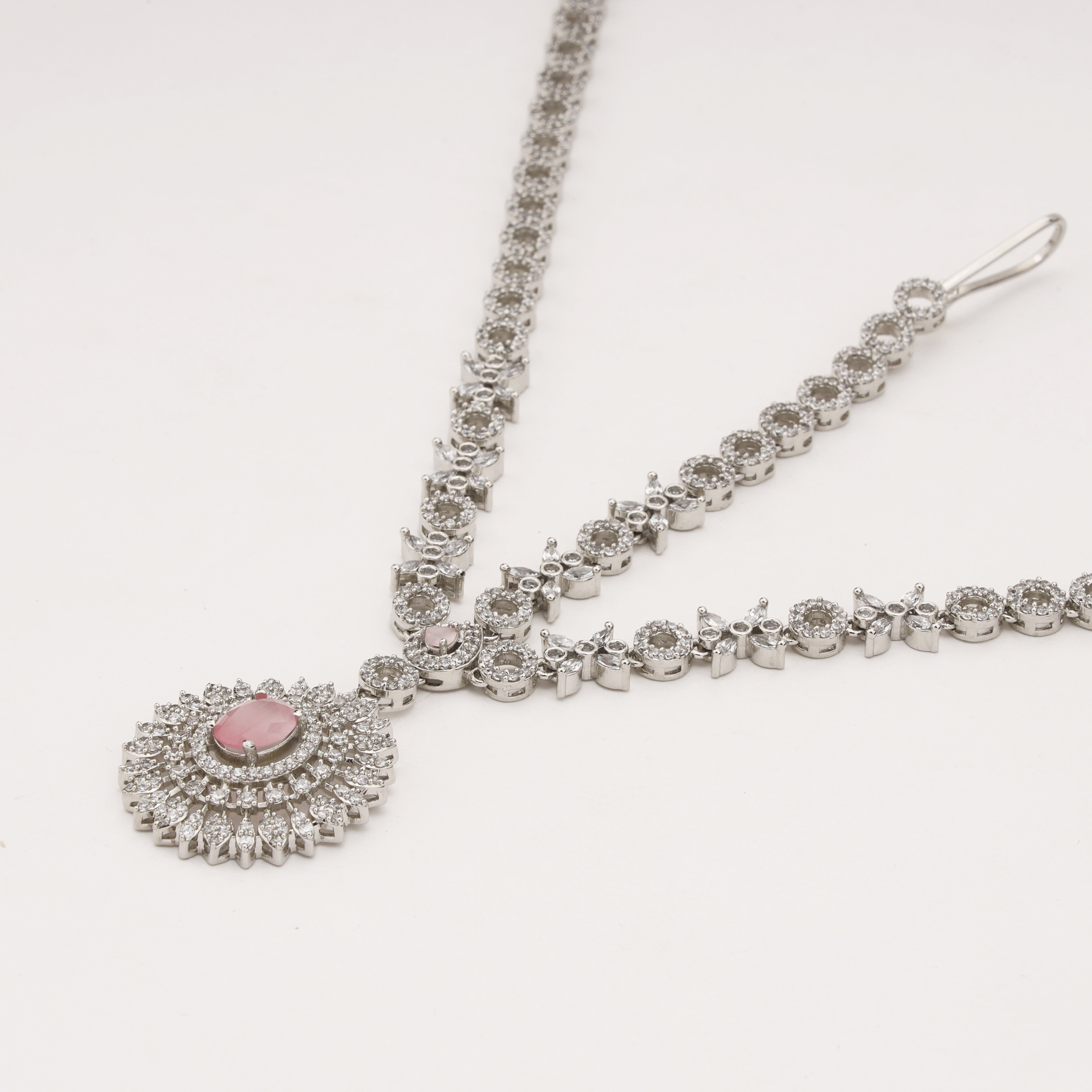 Rose Bloom Crystal Bridal Mathapatti