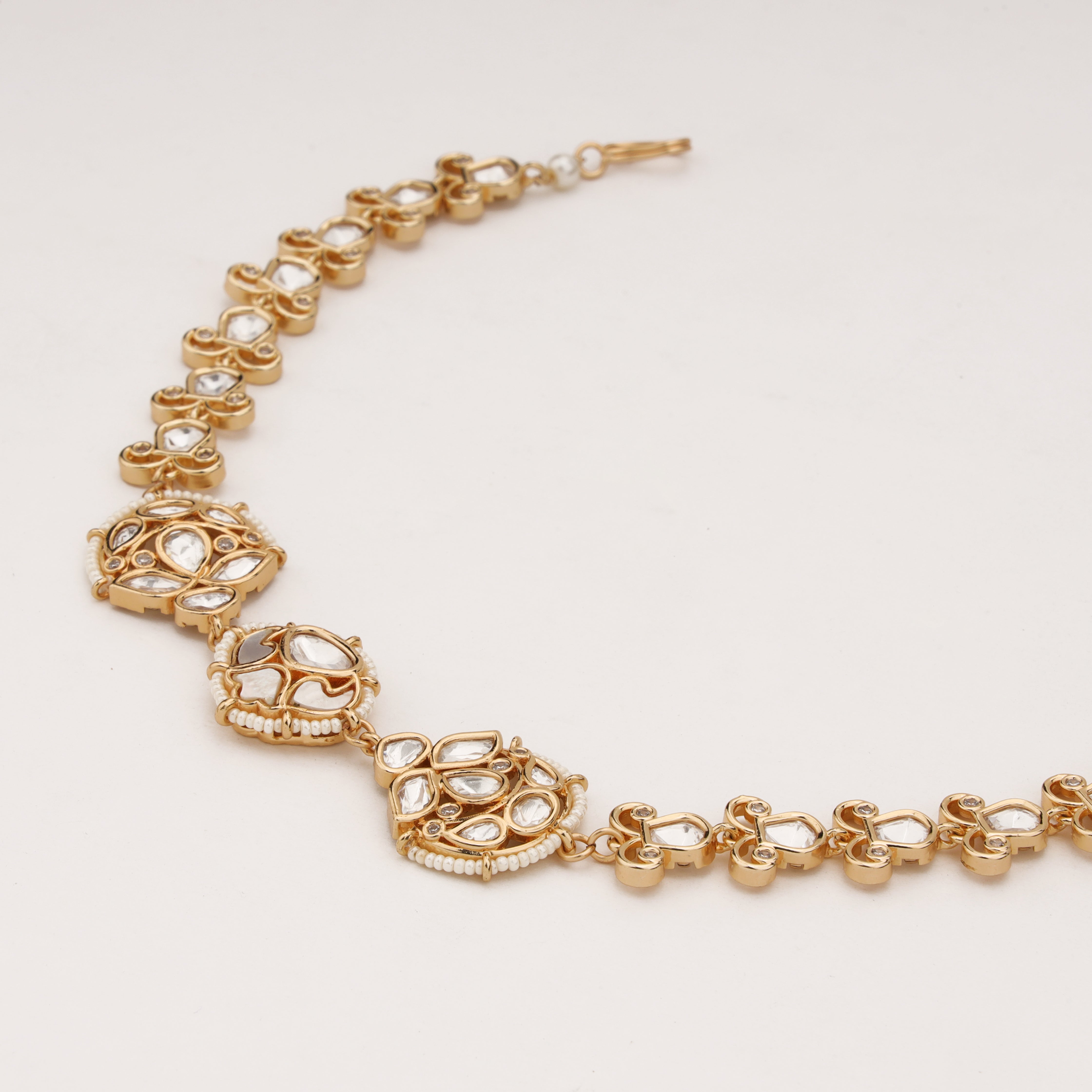 Celestial Kundan Bridal Mathapatti