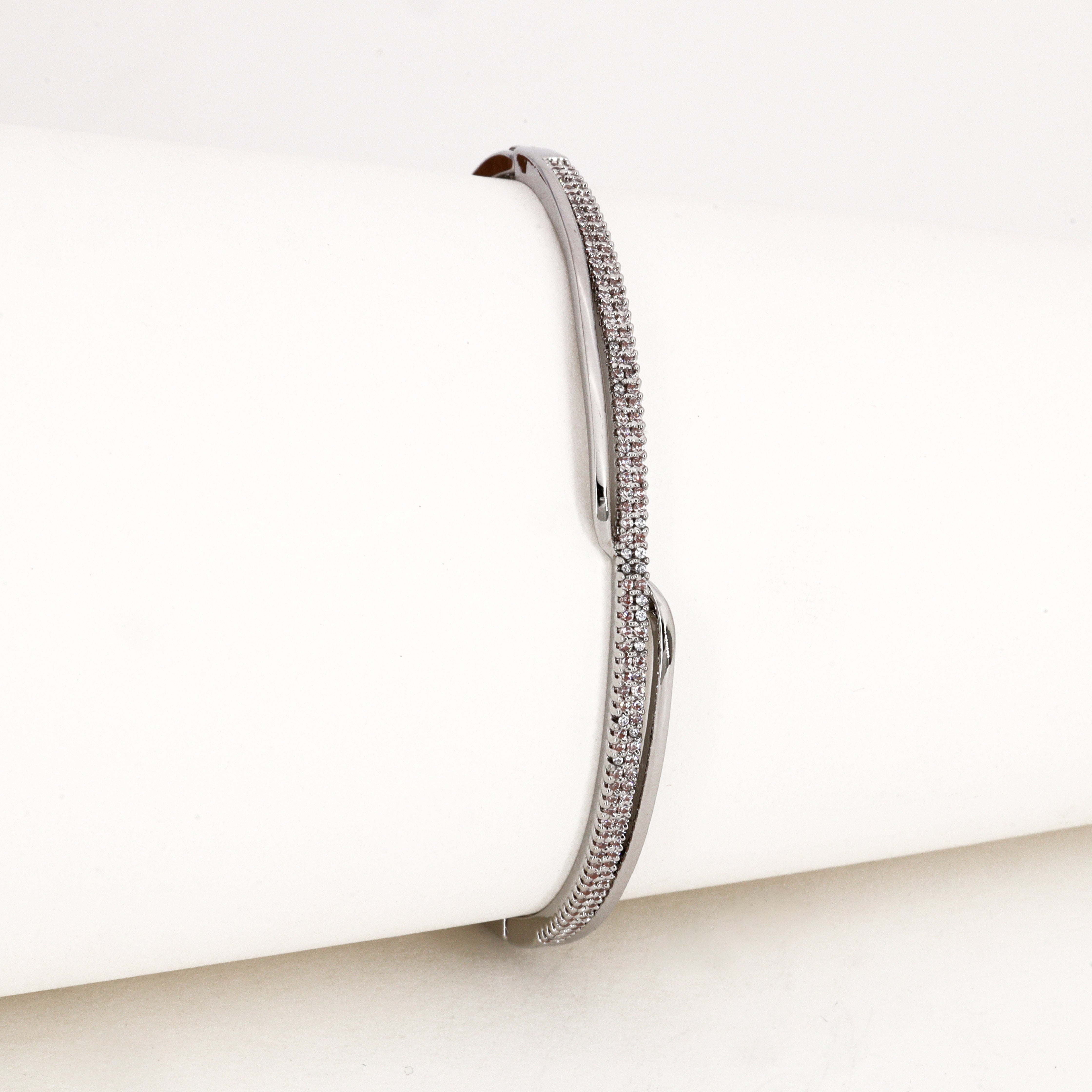 Crystal Asymmetrical Overlap Westren Bracelet